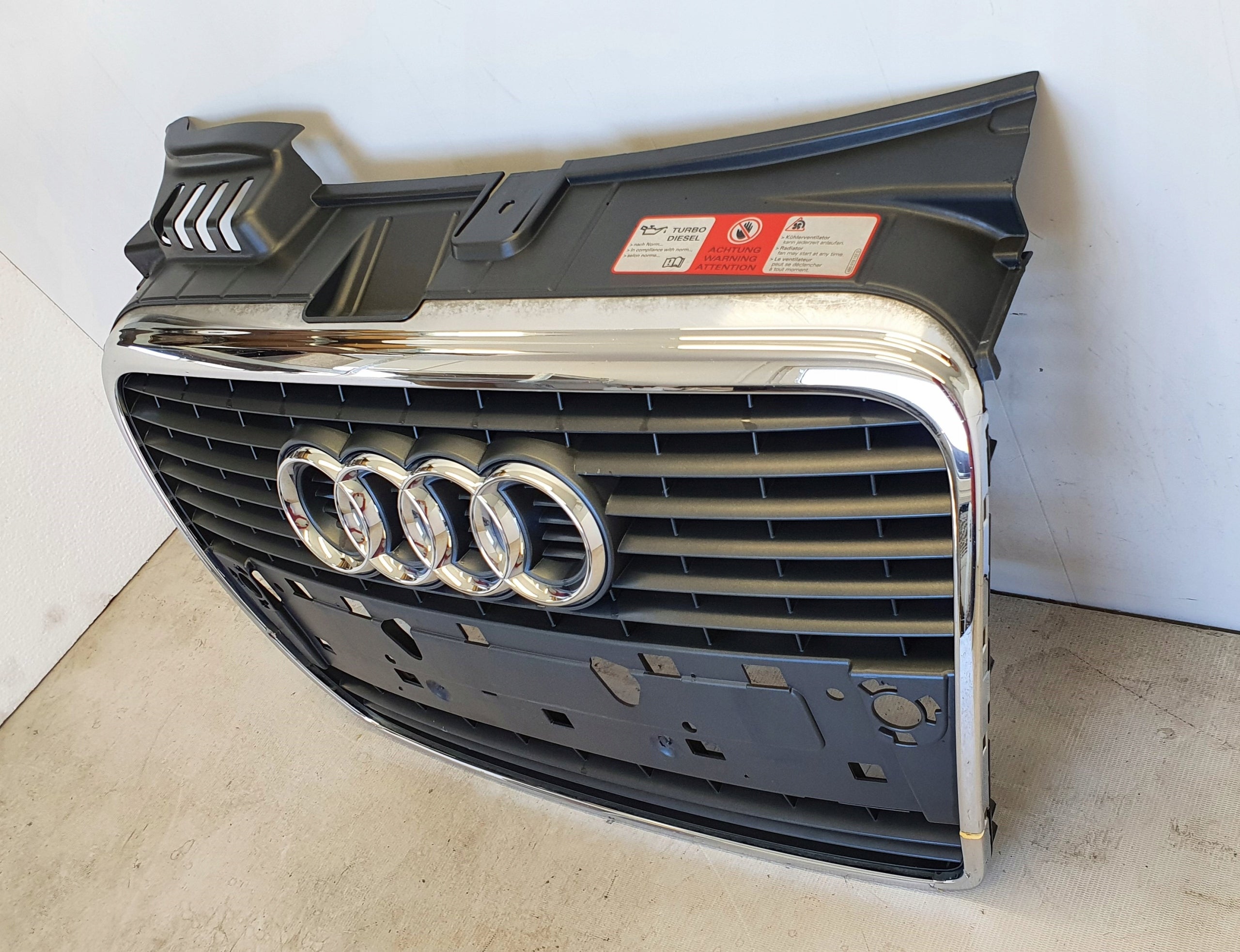 Kühlergrill Audi A4 B7 FRONTGRILL 8E0853651 Kühlergitter