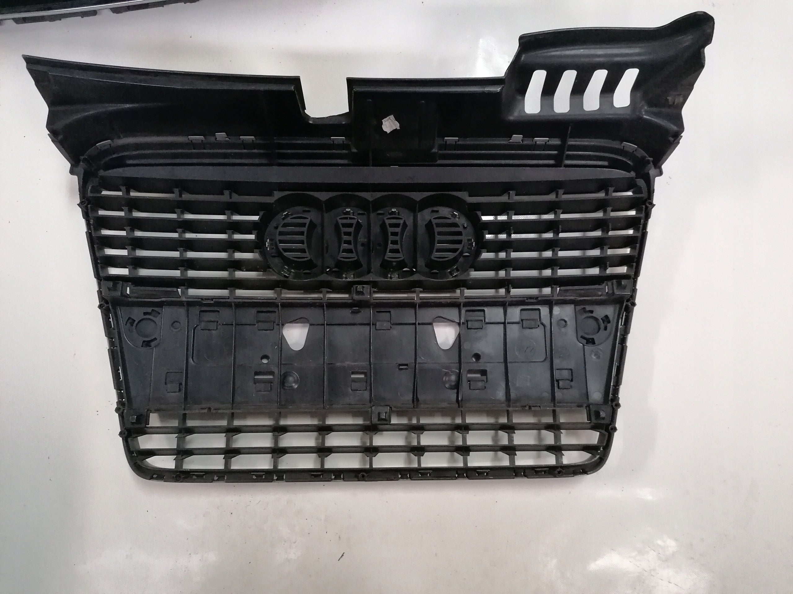 Kühlergrill Audi A4 B7 FRONTGRILL 8E0853651 Kühlergitter