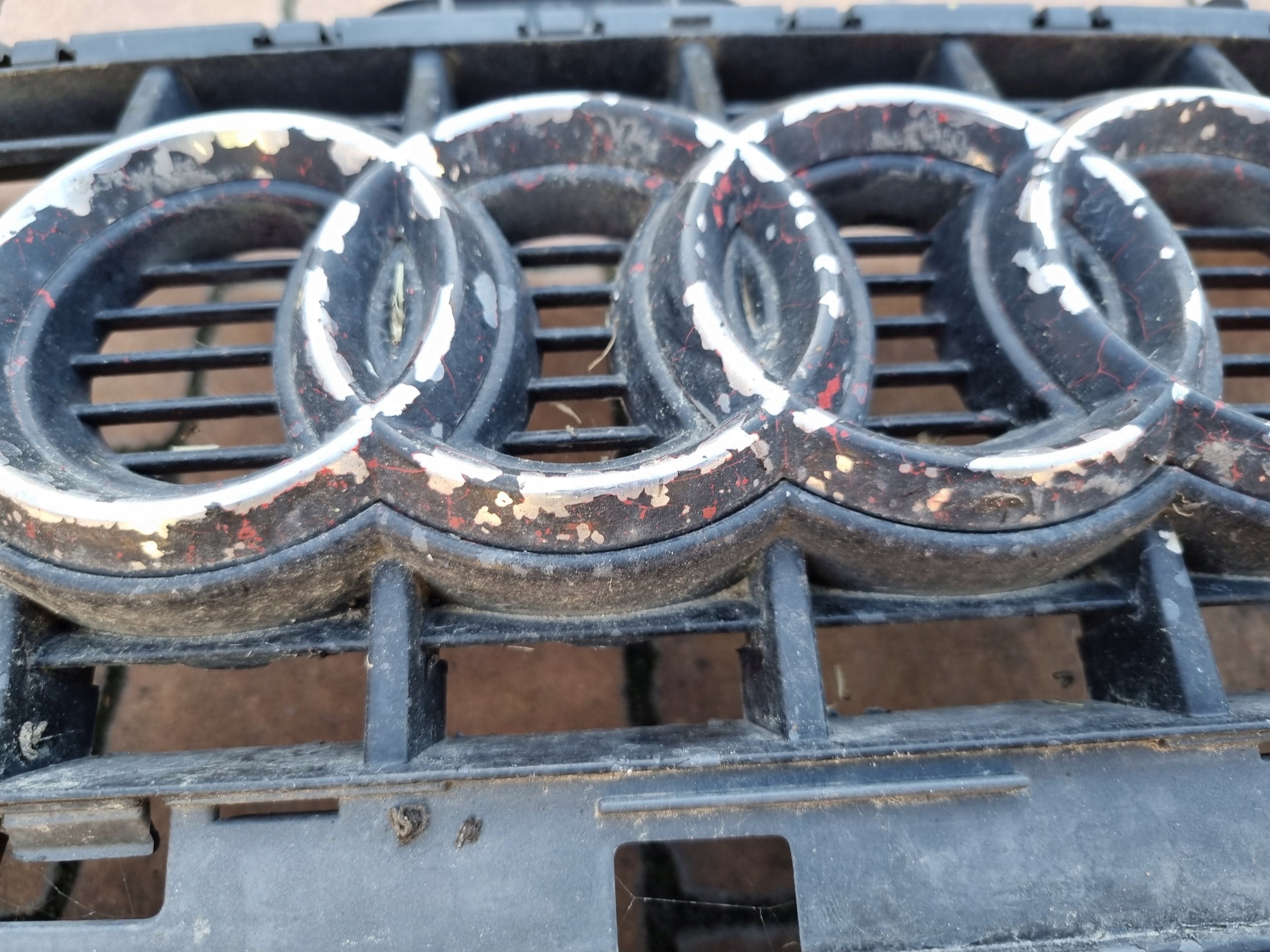 Kühlergrill Audi A4 B7 FRONTGRILL 8E0853651M8 Kühlergitter