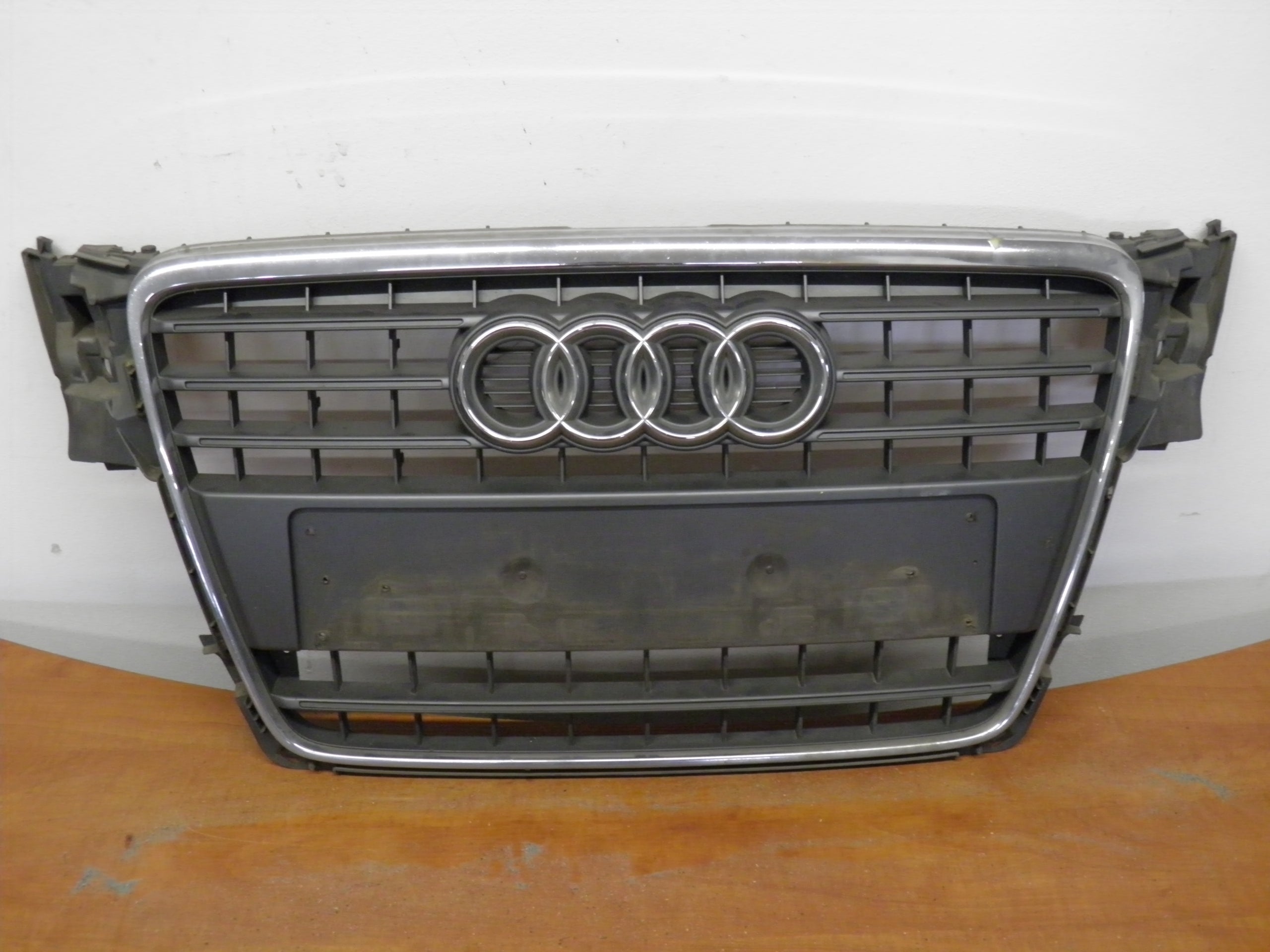 Kühlergrill Audi A4 B8 FRONTGRILL 8K08536518K Kühlergitter