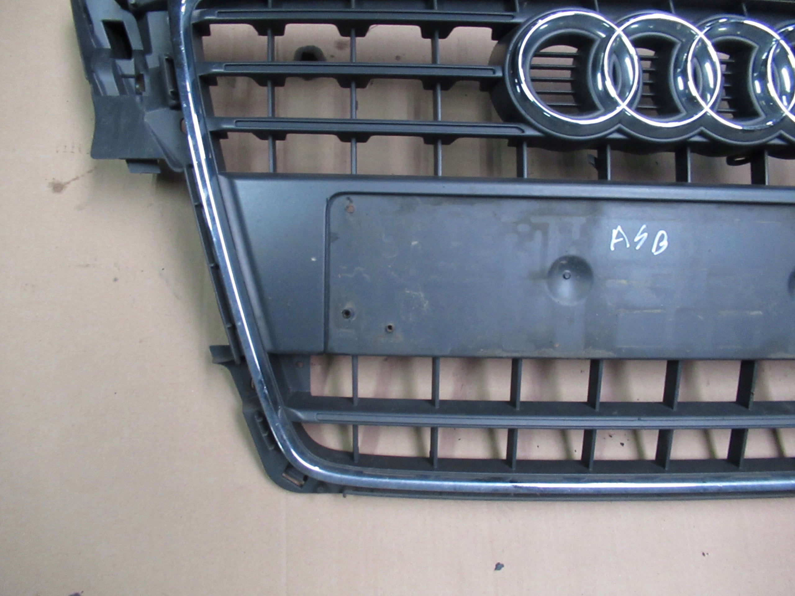 Kühlergrill Audi A4 B8 FRONTGRILL 8K08536518K Kühlergitter