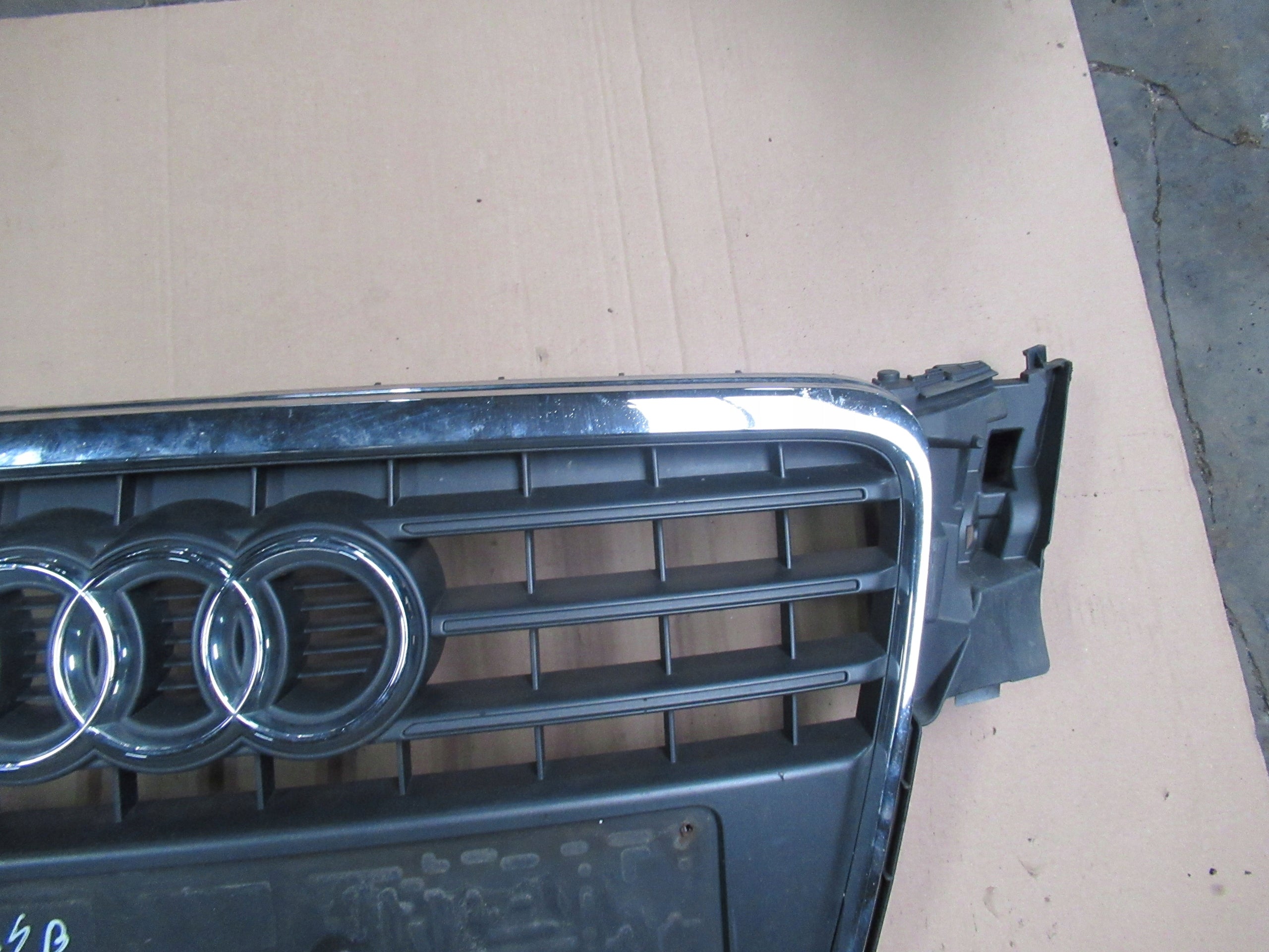 Kühlergrill Audi A4 B8 FRONTGRILL 8K08536518K Kühlergitter