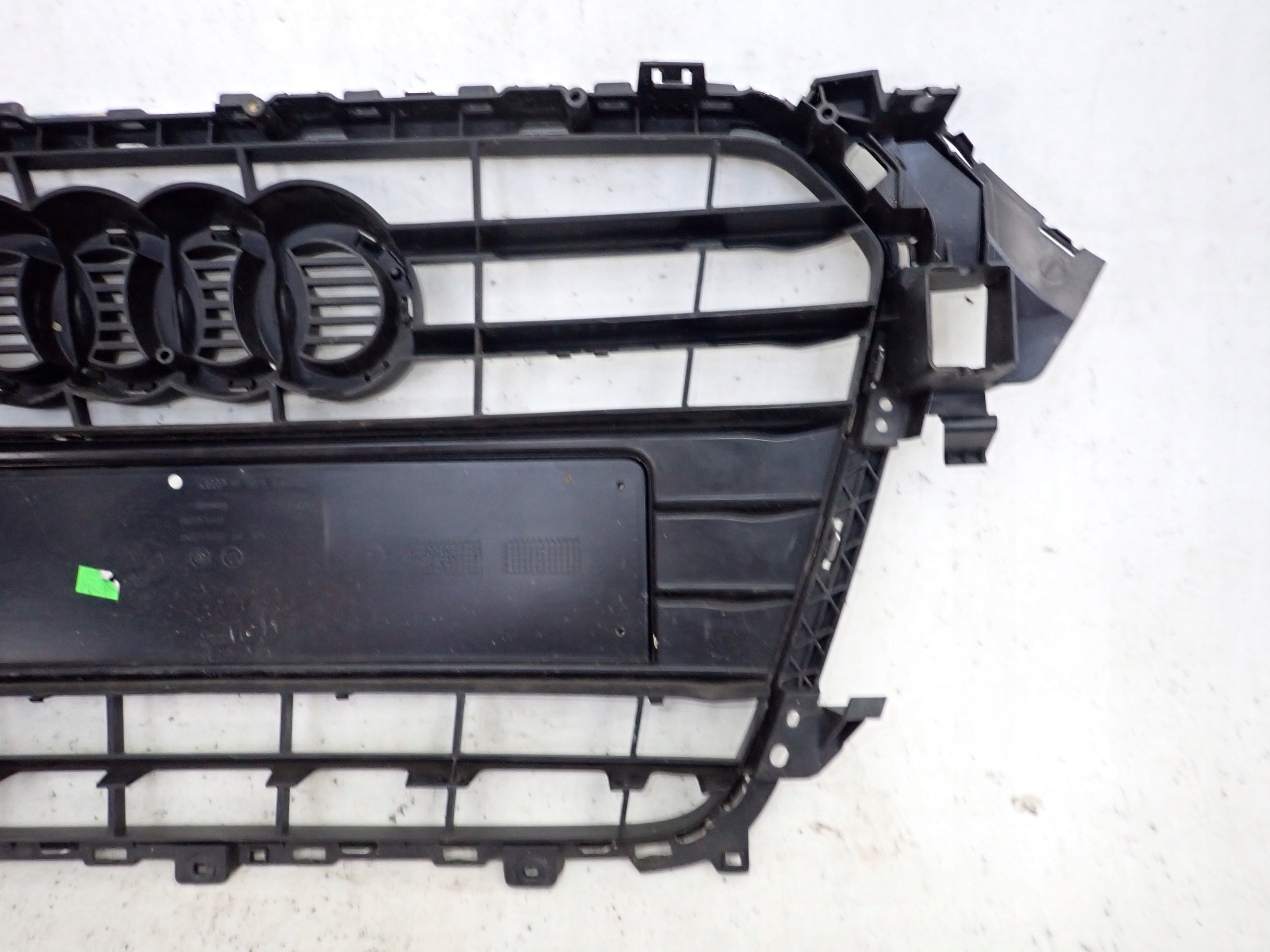 Kühlergrill Audi A4 B8 FRONTGRILL 8K0853651F8 Kühlergitter