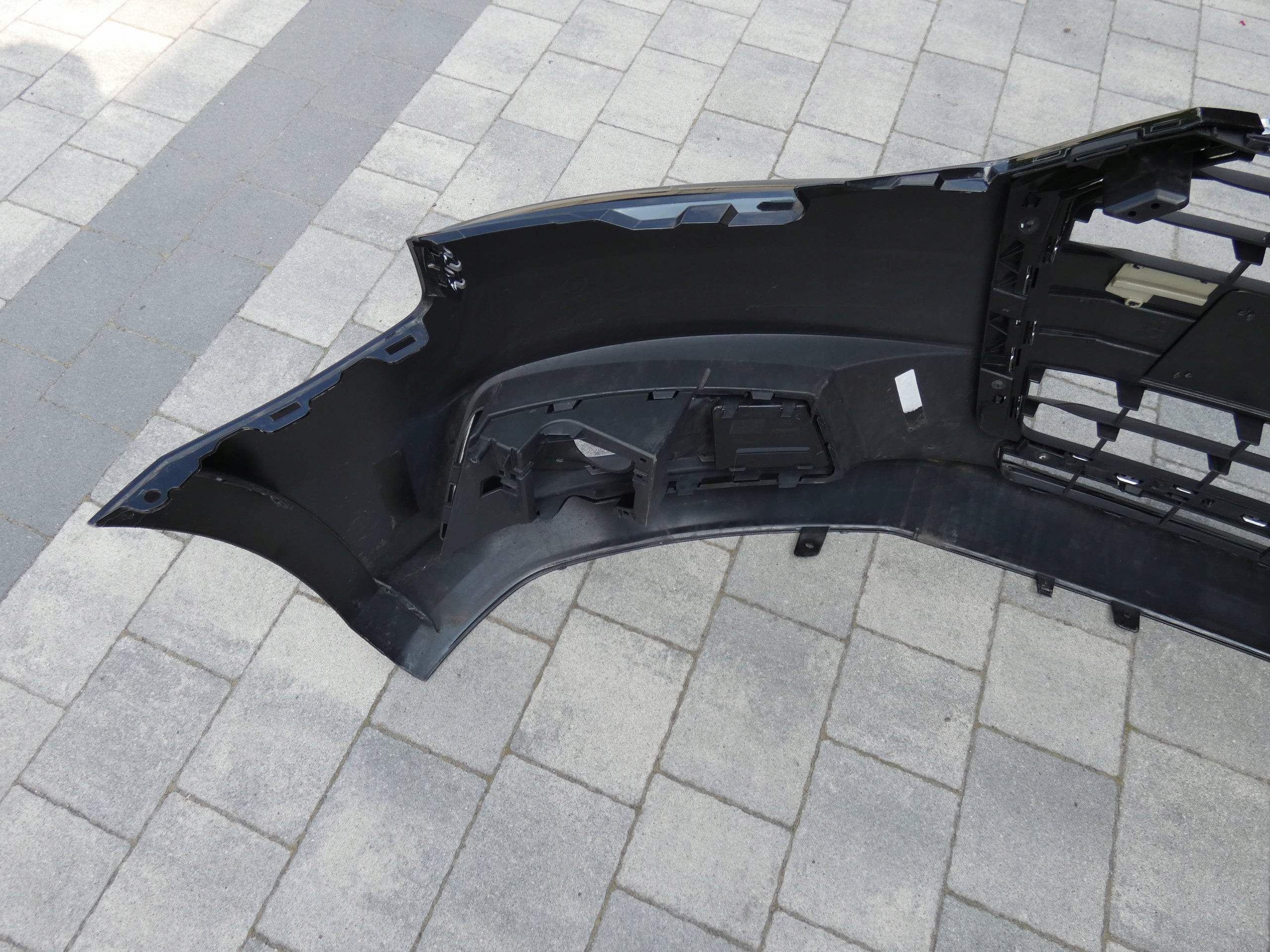 Kühlergrill Audi A4 FRONTGRILL 8W0807437AU Kühlergitter