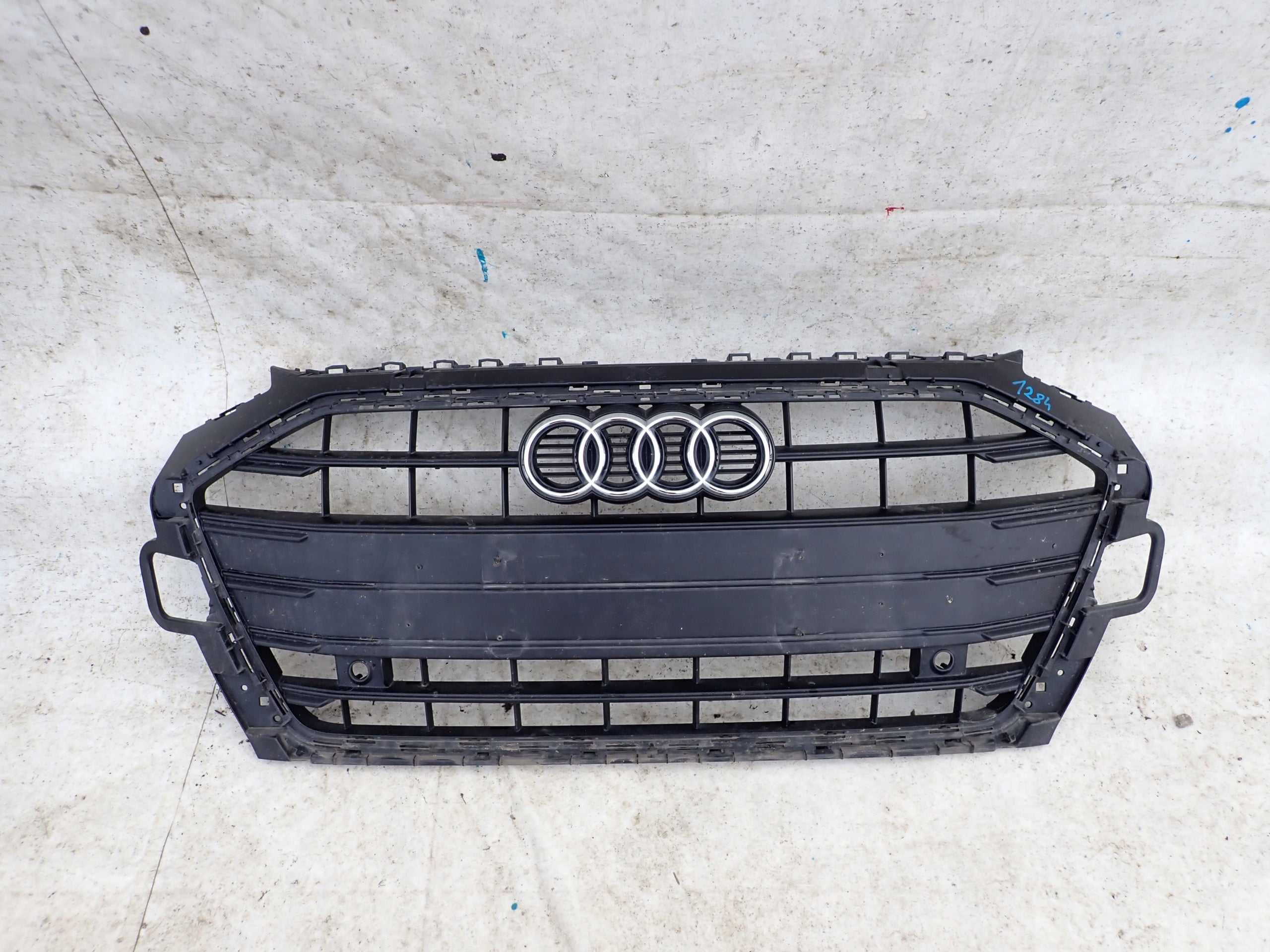 Kühlergrill Audi A4 B9 8W FRONTGRILL 8W0853651 Kühlergitter