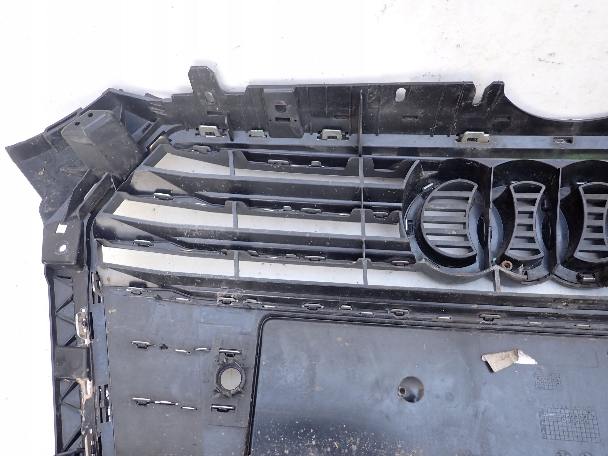 Kühlergrill Audi A4 B9 8W FRONTGRILL 8W0853651AB Kühlergitter