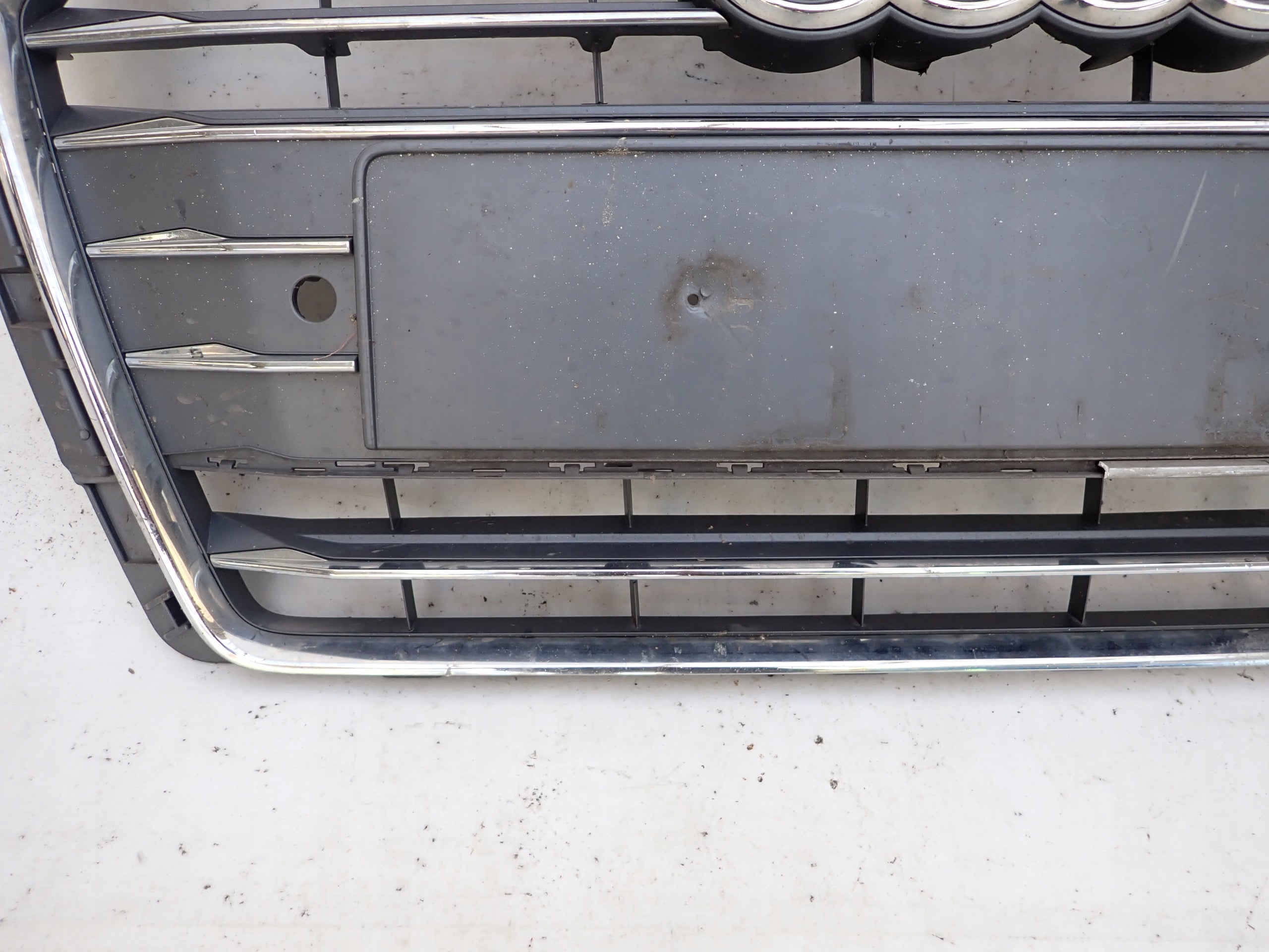 Kühlergrill Audi A4 B9 8W FRONTGRILL 8W0853651AB Kühlergitter