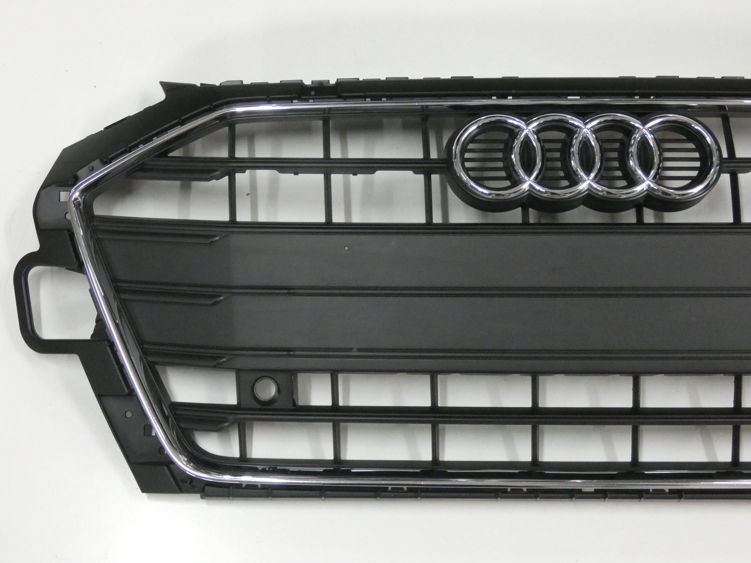 Kühlergrill Audi A4 B9 8W0 FRONTGRILL 8W0853651DD Kühlergitter