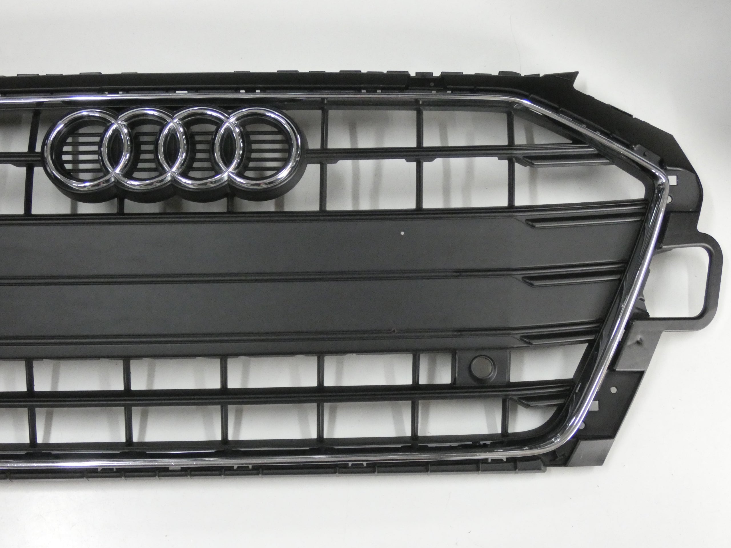 Kühlergrill Audi A4 B9 8W0 FRONTGRILL 8W0853651DD Kühlergitter