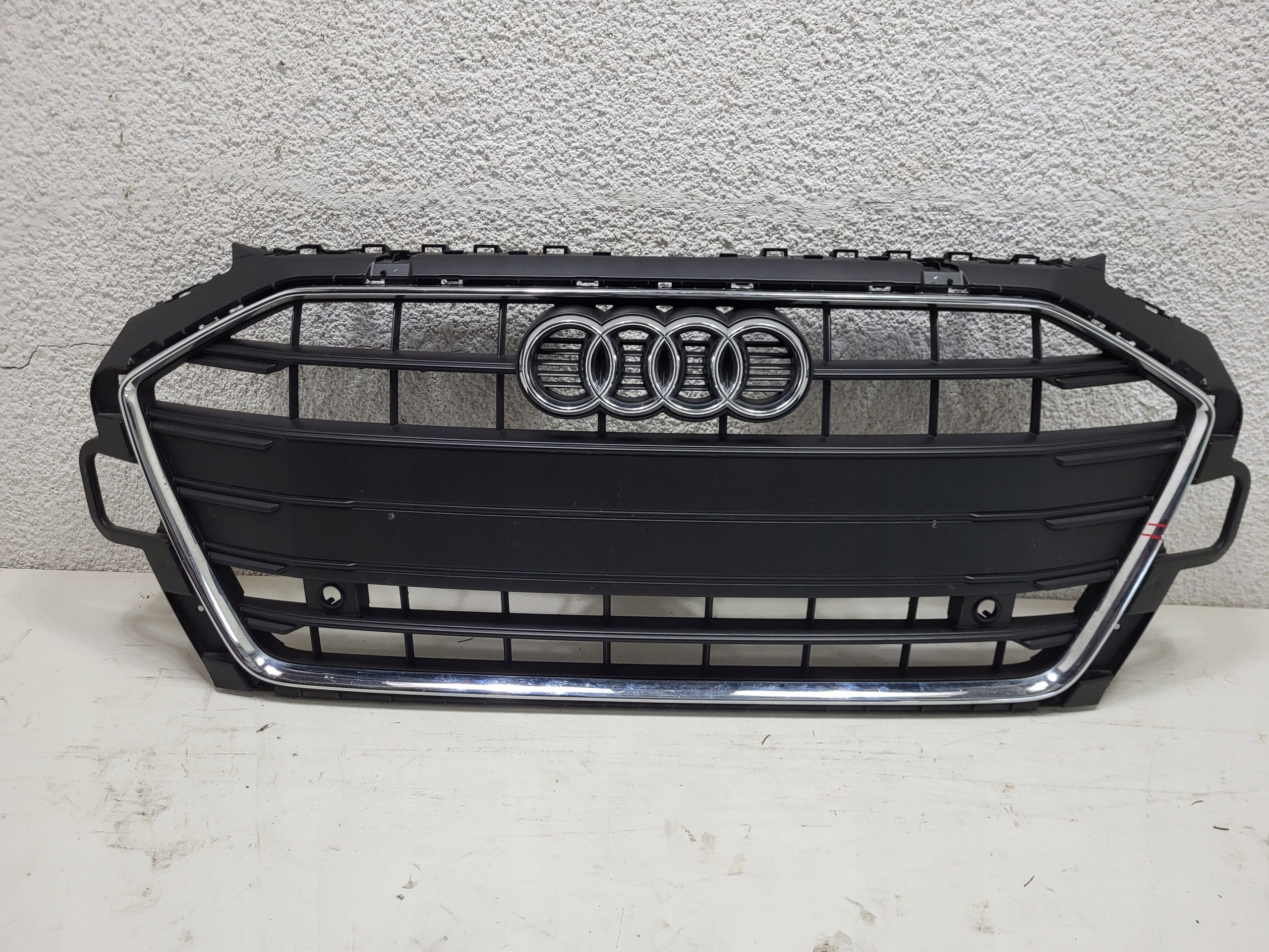  Calandre Audi A4 B9 FRONT GRILL 8W0853651DB calandre  product image