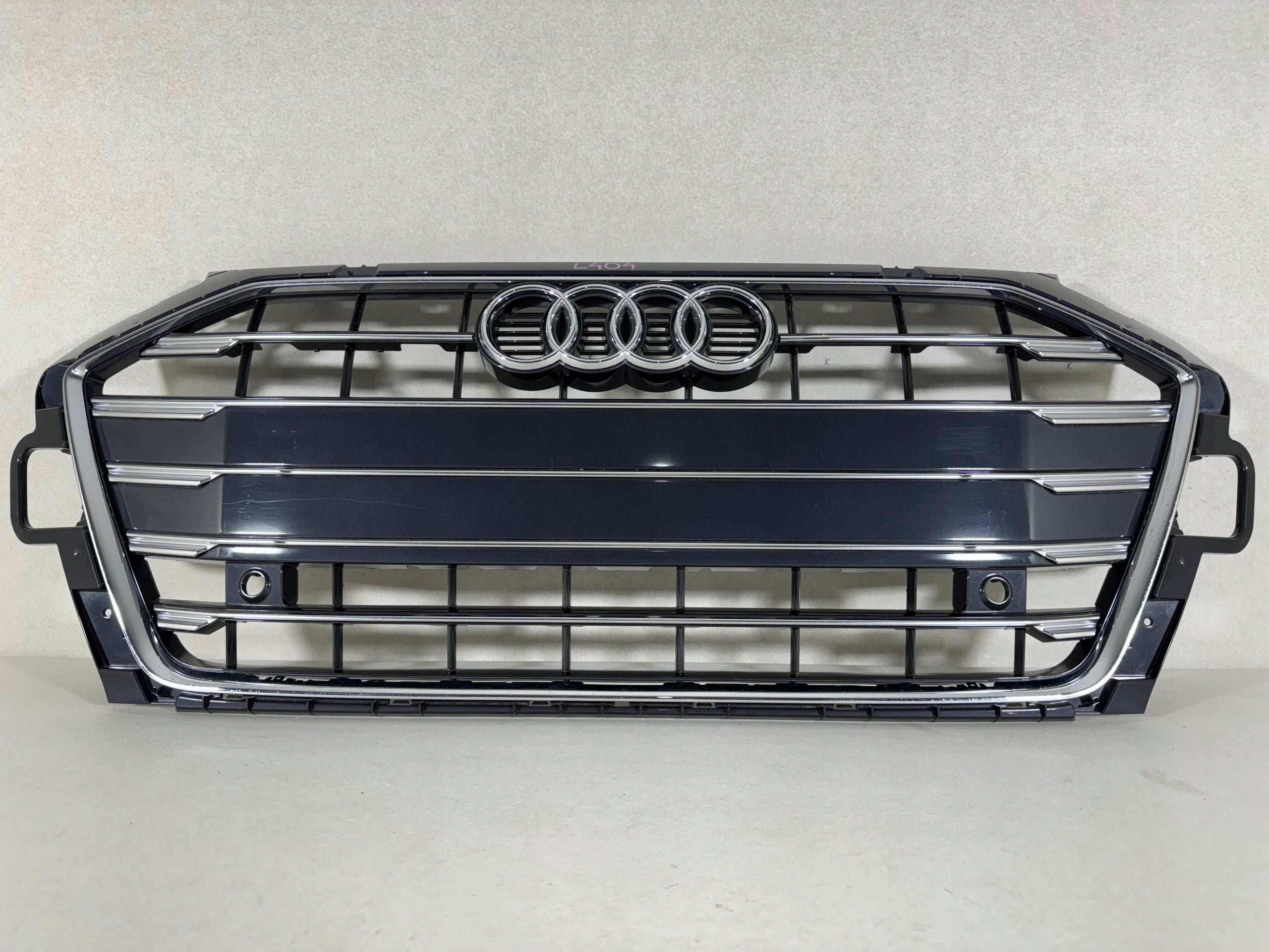 Kühlergrill Audi A4 FRONTGRILL 8W0853651DF Kühlergitter