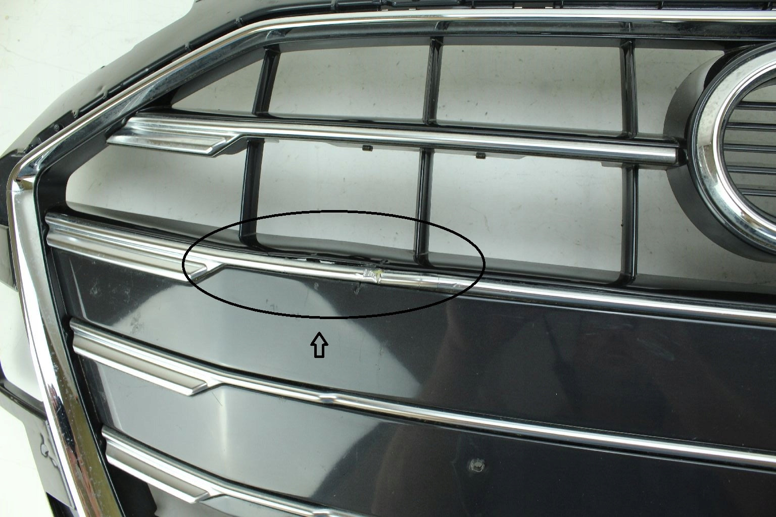 Kühlergrill Audi A4 B9 FRONTGRILL 8W0853651df Kühlergitter