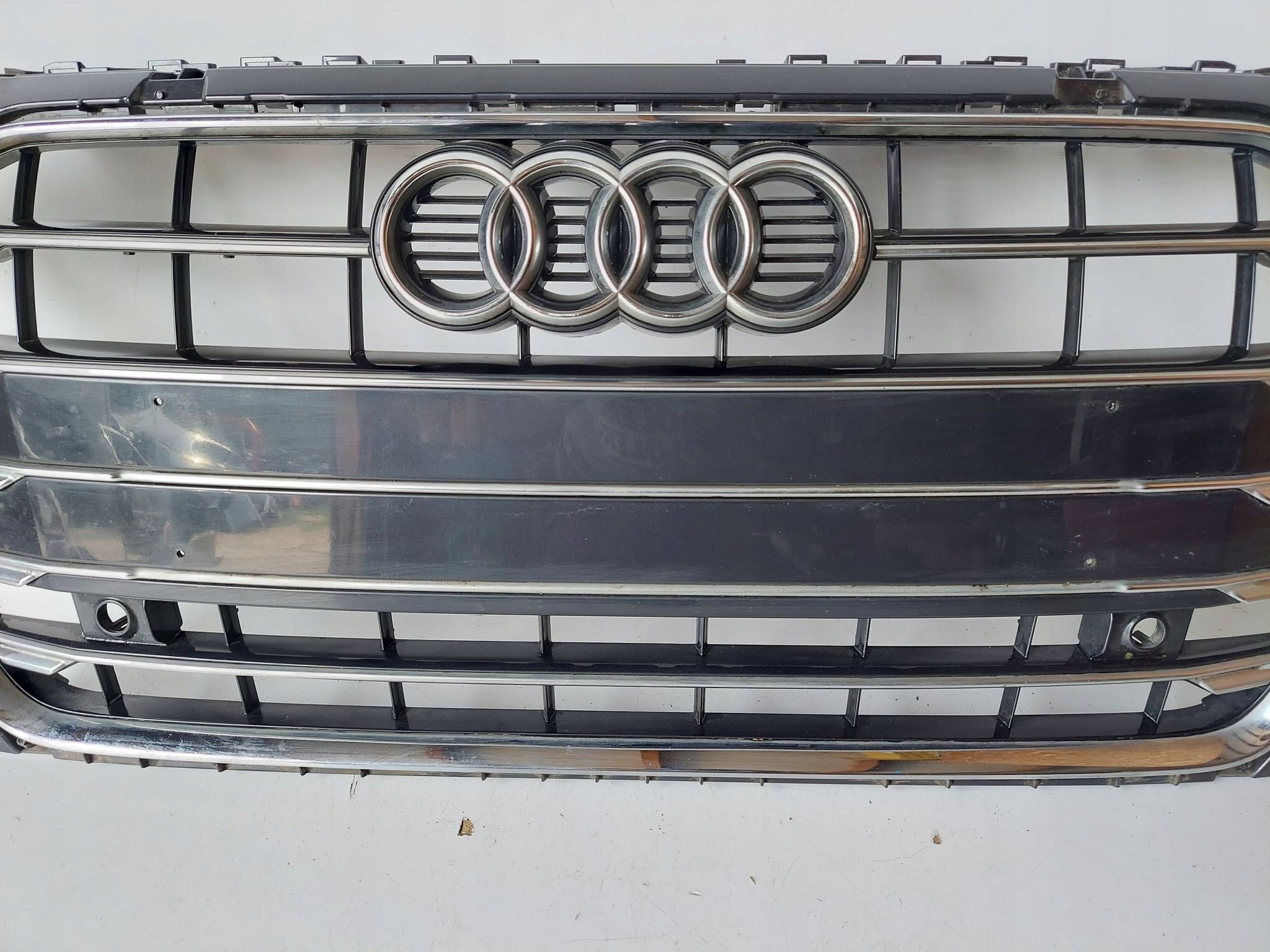 Kühlergrill Audi A4 B9 8W FRONTGRILL 8W0853651DF Kühlergitter