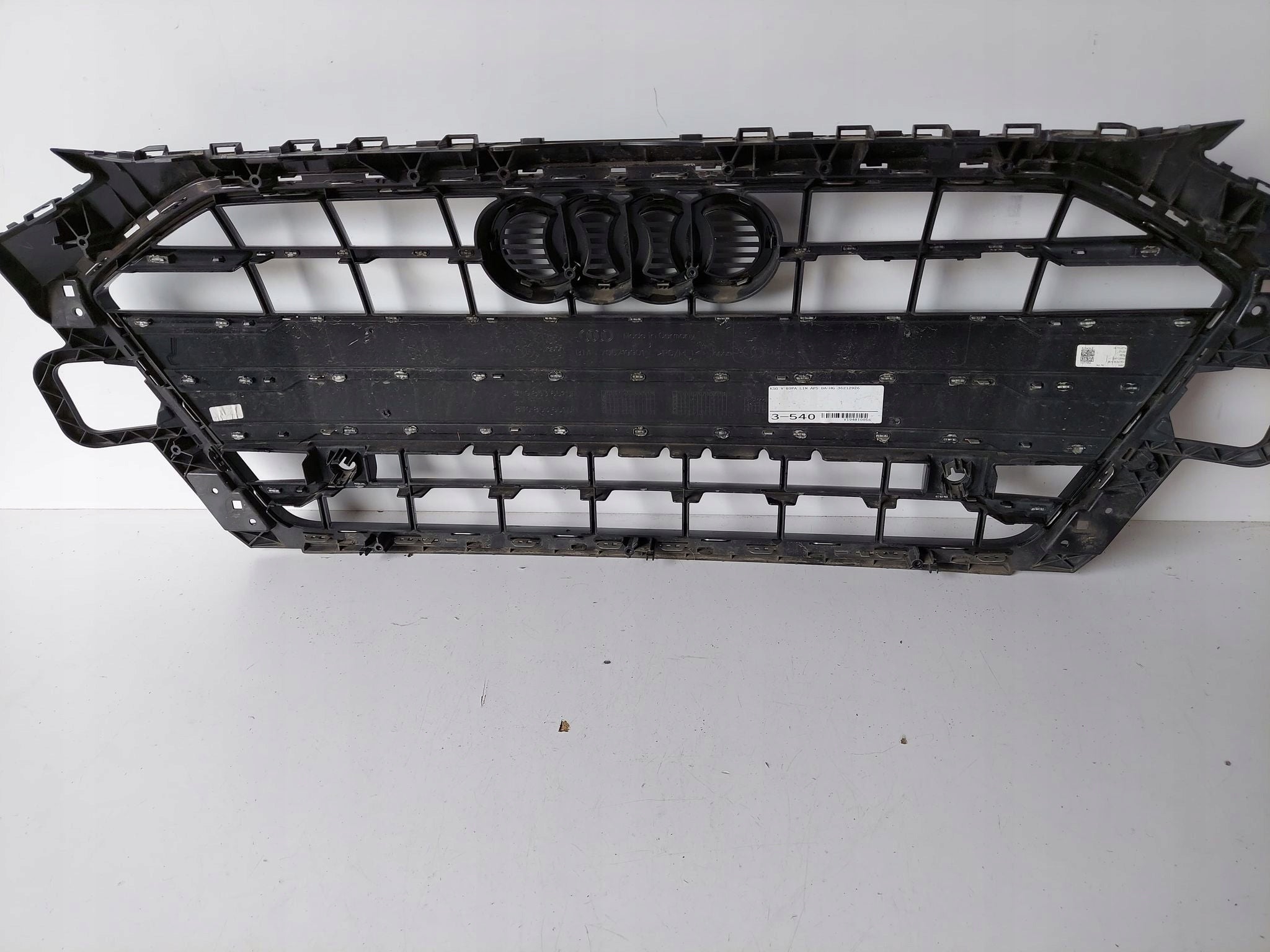 Kühlergrill Audi A4 B9 8W FRONTGRILL 8W0853651DF Kühlergitter