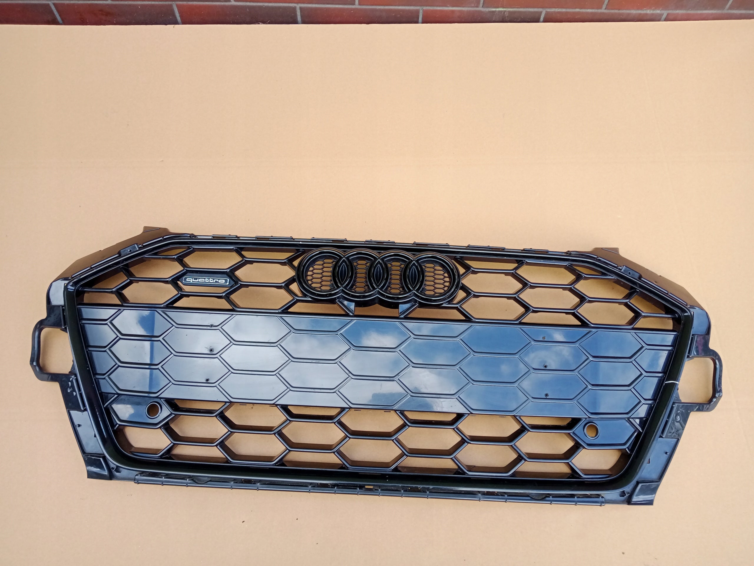 Kühlergrill Audi A4 B9 FRONTGRILL 8W0853651EB Kühlergitter