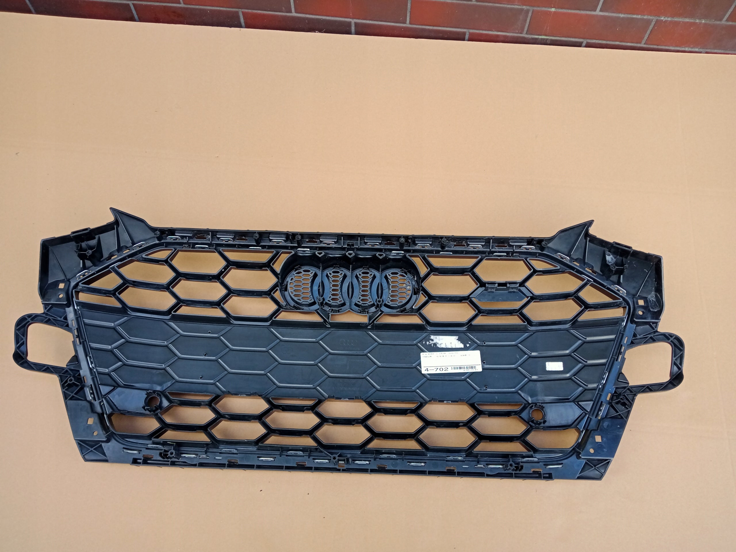 Kühlergrill Audi A4 B9 FRONTGRILL 8W0853651EB Kühlergitter