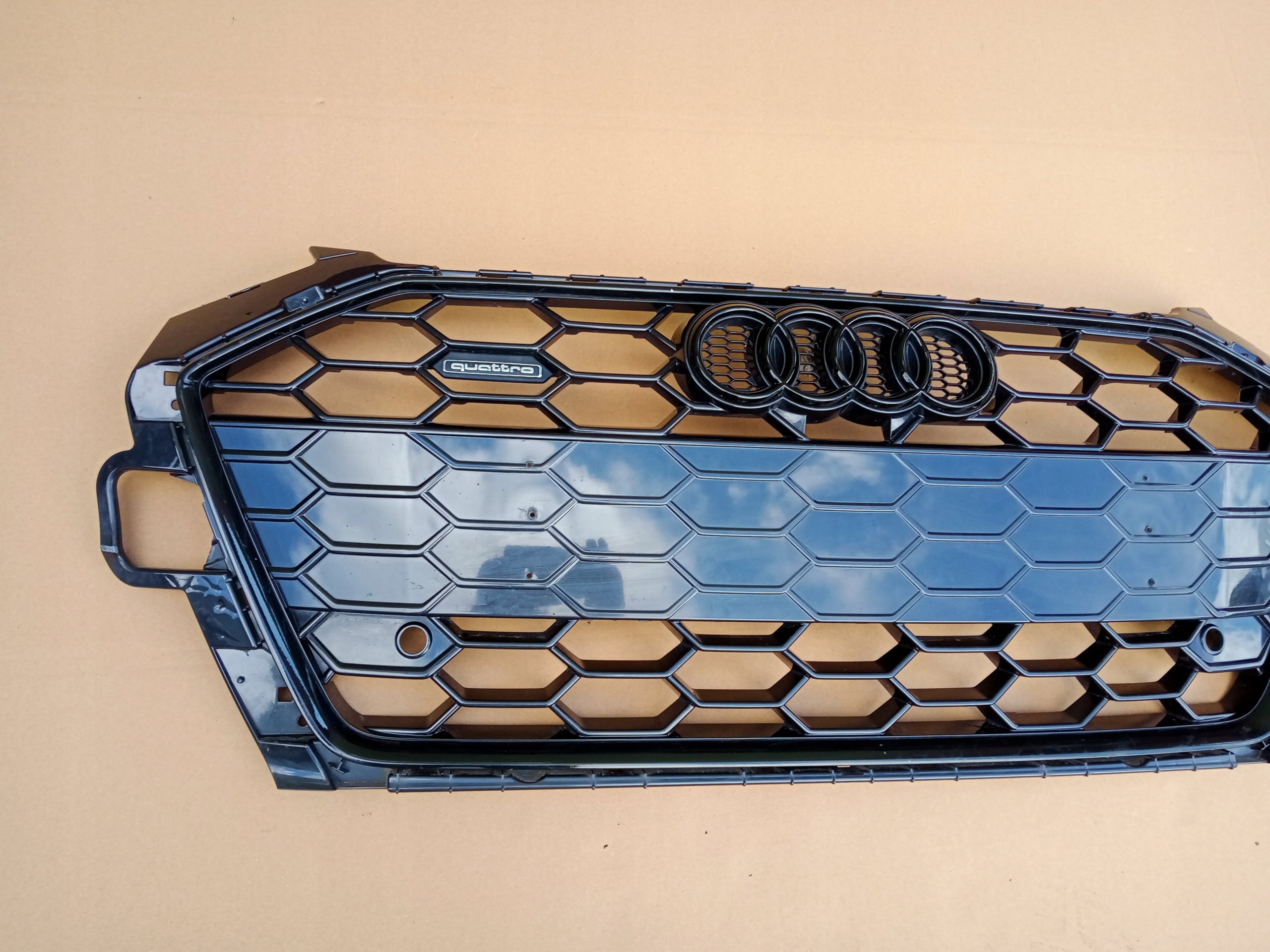 Kühlergrill Audi A4 B9 FRONTGRILL 8W0853651EB Kühlergitter