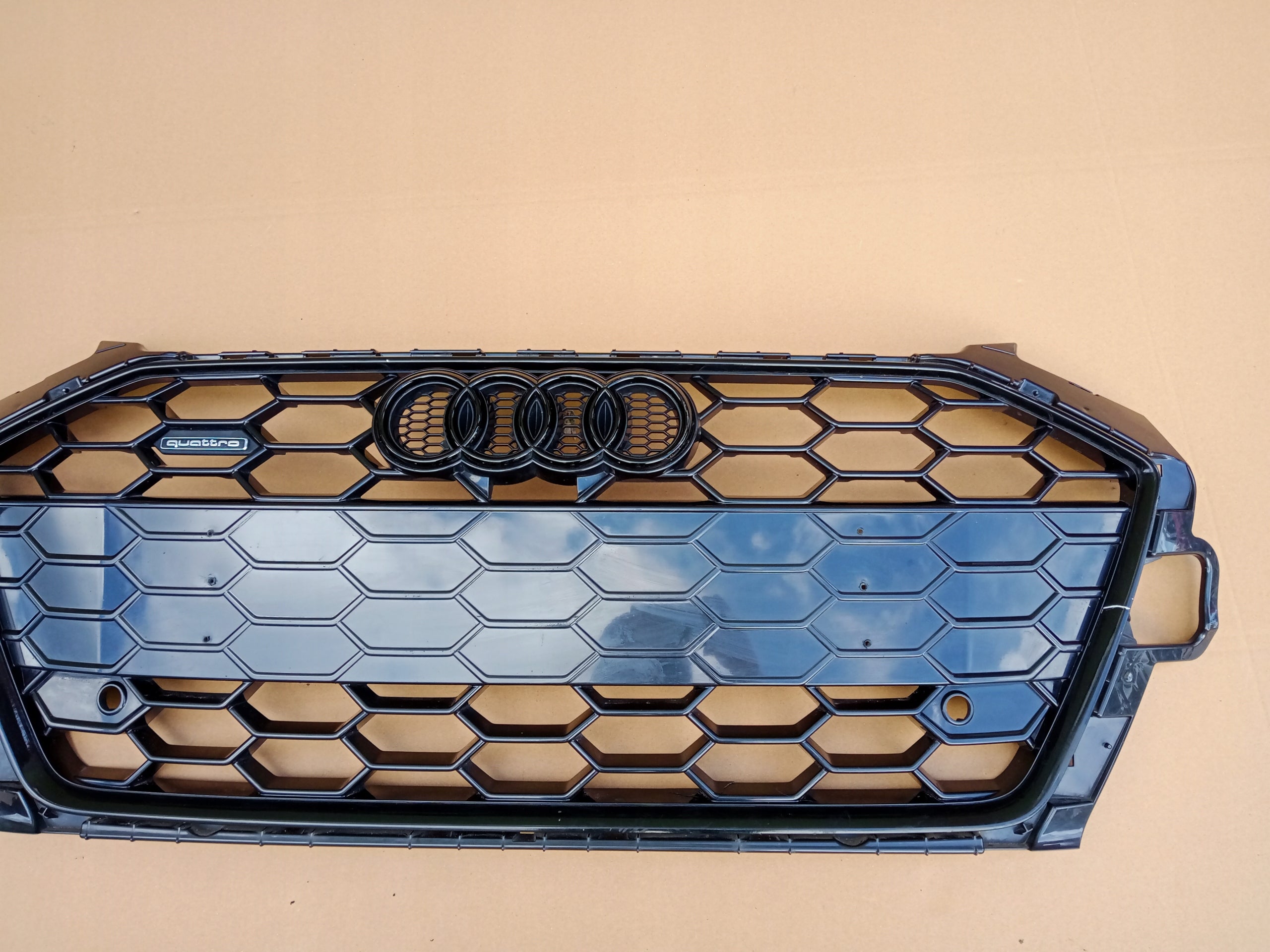 Kühlergrill Audi A4 B9 FRONTGRILL 8W0853651EB Kühlergitter