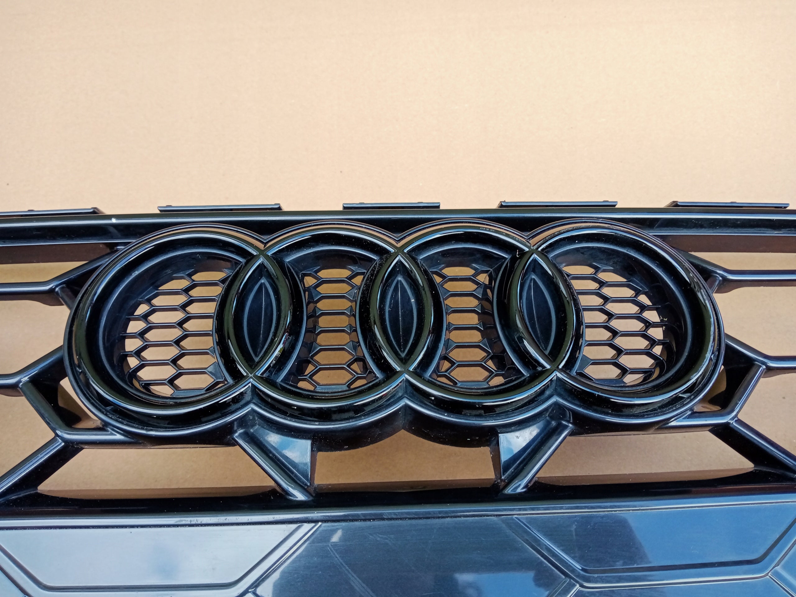 Kühlergrill Audi A4 B9 FRONTGRILL 8W0853651EB Kühlergitter