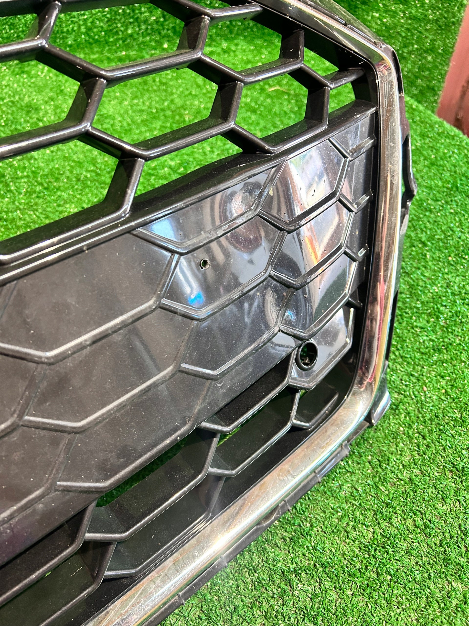 Kühlergrill Audi A4 B9 FRONTGRILL 8W0853651EB Kühlergitter