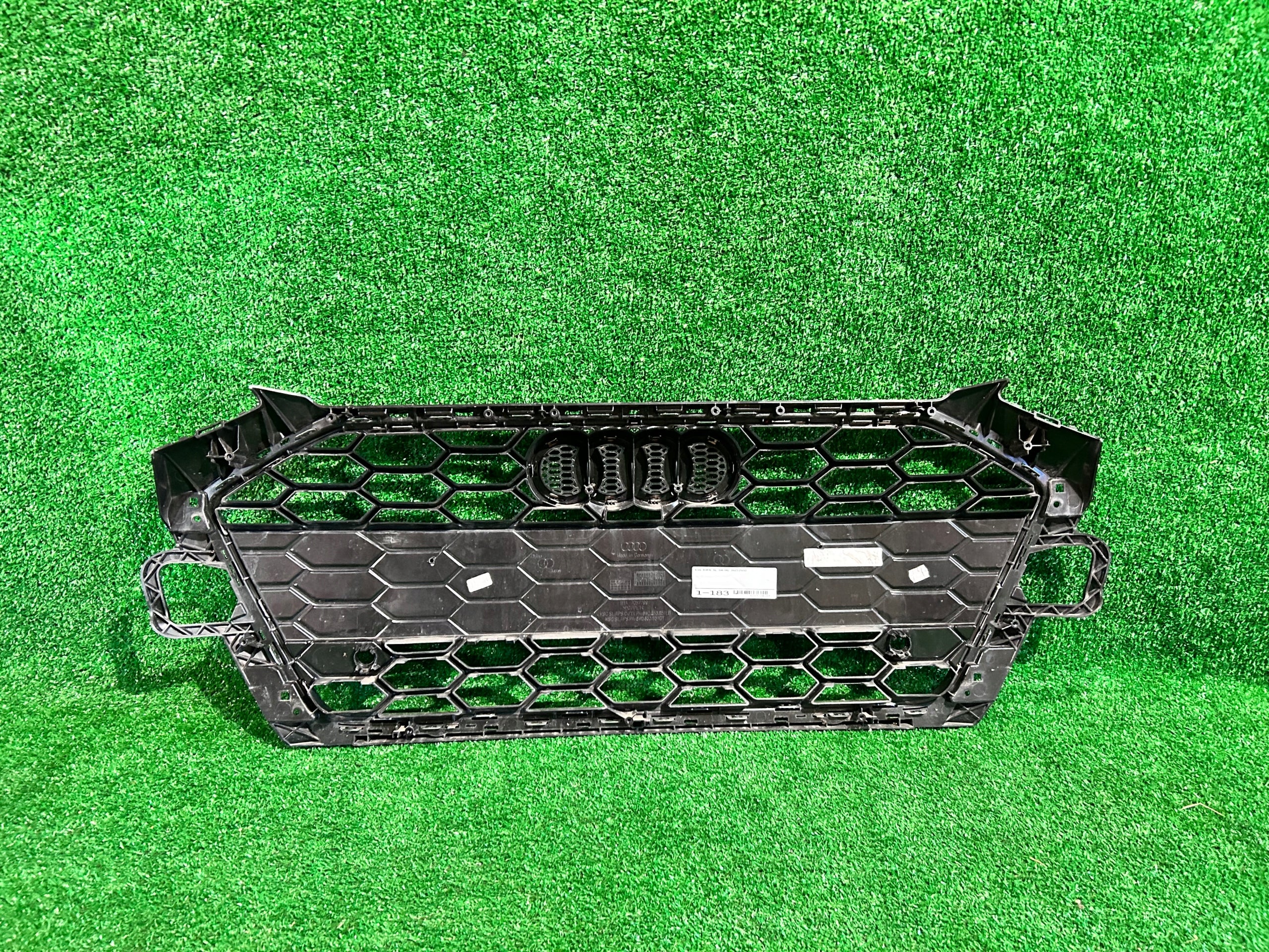 Kühlergrill Audi A4 B9 FRONTGRILL 8W0853651EB Kühlergitter