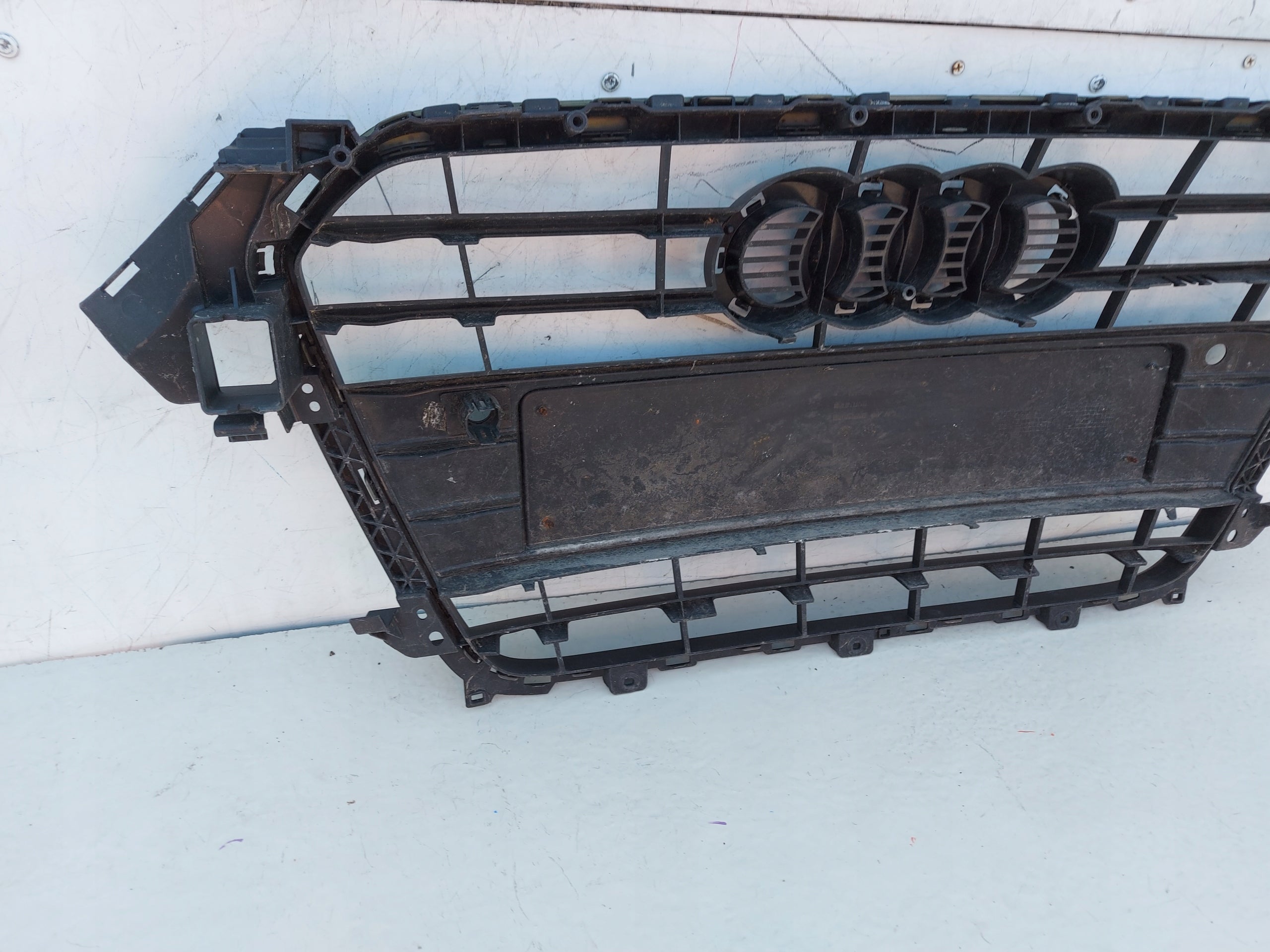 Kühlergrill Audi A4 B8 FRONTGRILL 8k0853651ek Kühlergitter