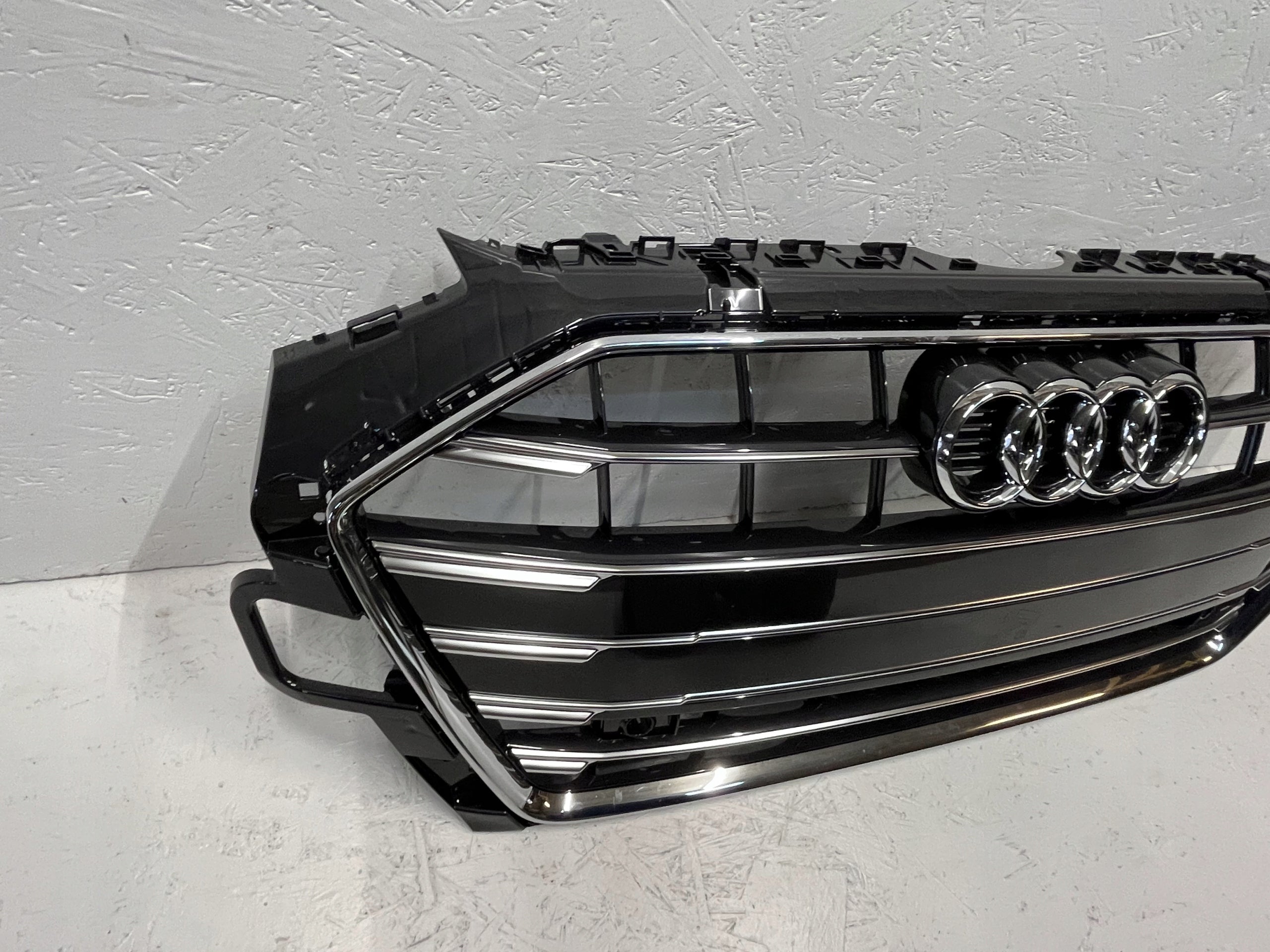 Kühlergrill Audi A4 B9 FRONTGRILL 8W0853651DF Kühlergitter