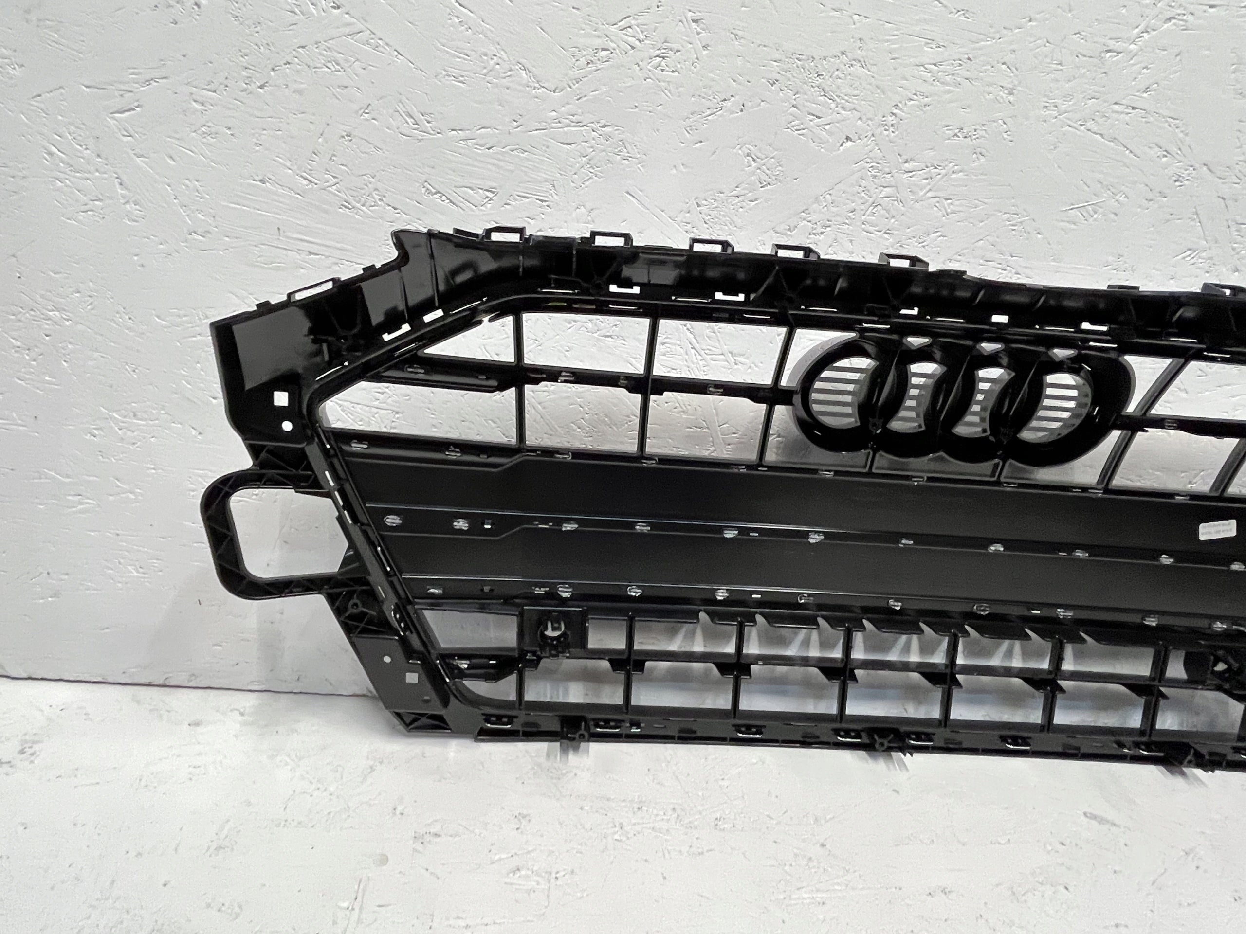 Kühlergrill Audi A4 B9 FRONTGRILL 8W0853651DF Kühlergitter