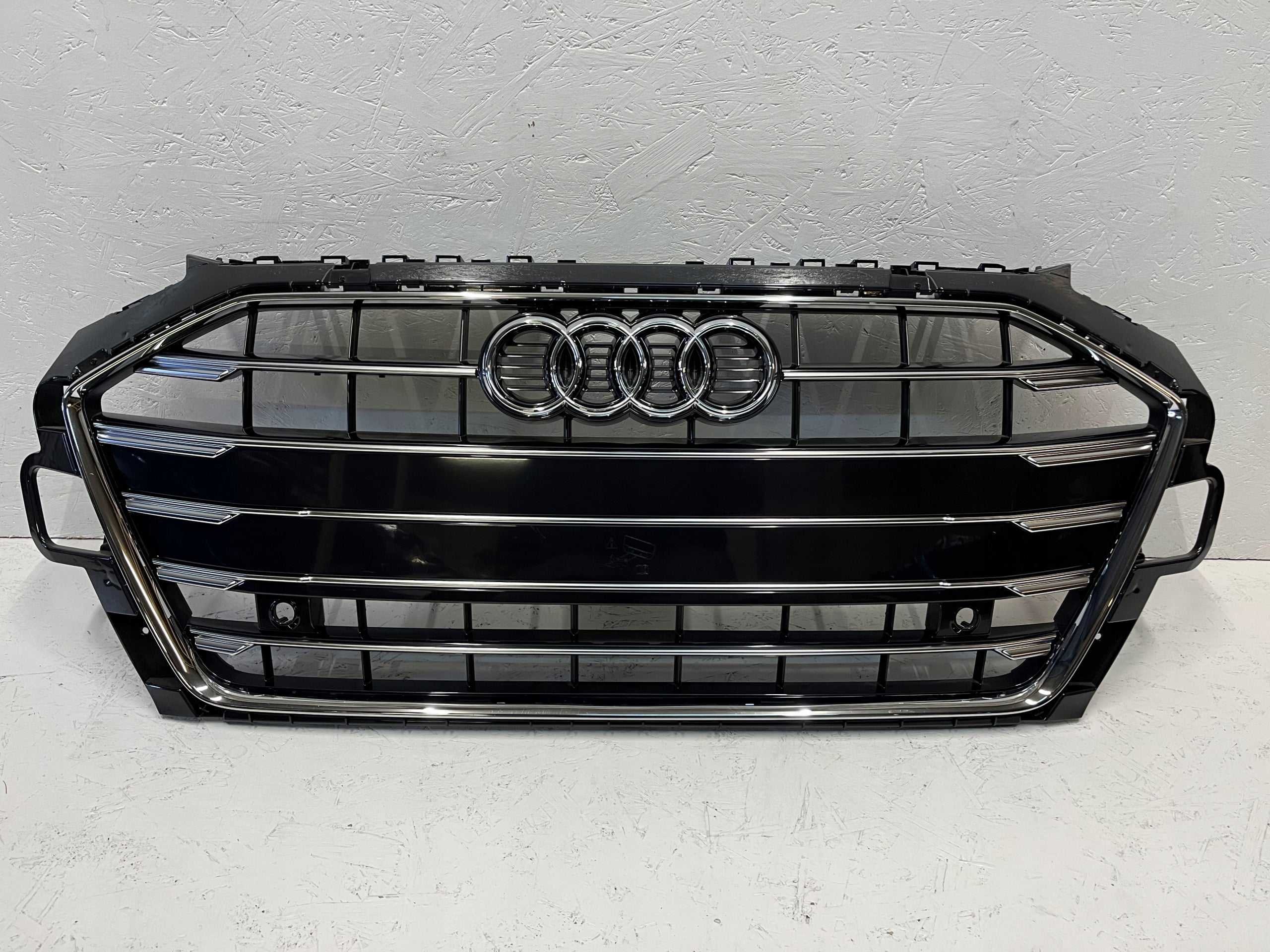 Kühlergrill Audi A4 B9 FRONTGRILL 8W0853651DF Kühlergitter