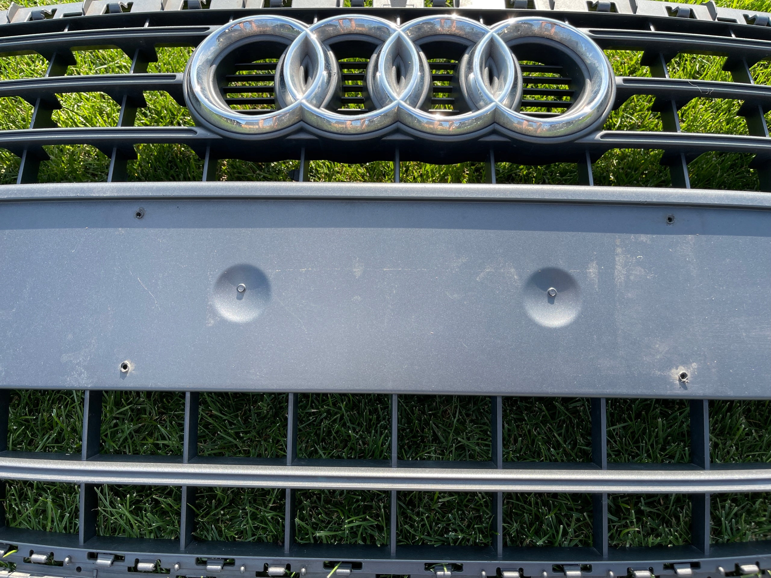 Kühlergrill Audi A4 B8 FRONTGRILL 8K0853651kr Kühlergitter