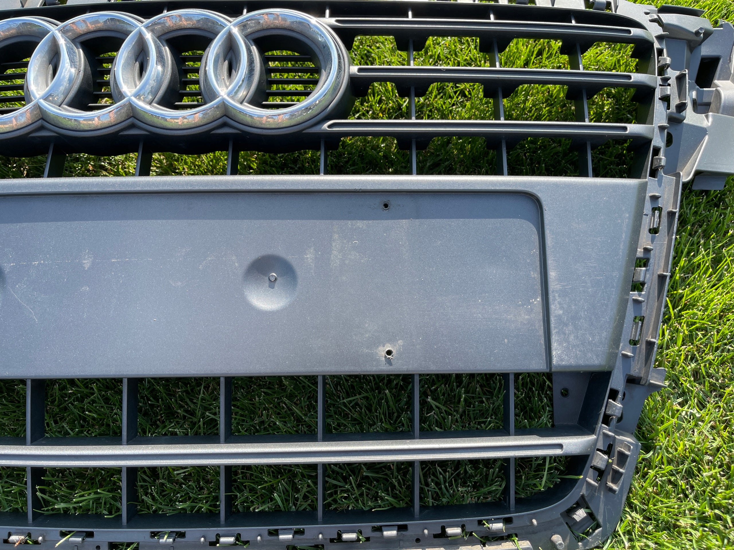 Kühlergrill Audi A4 B8 FRONTGRILL 8K0853651kr Kühlergitter