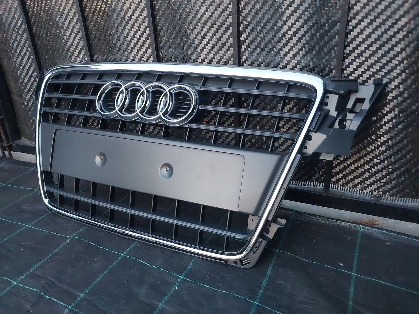 Kühlergrill Audi A4 B8 FRONTGRILL 8K08536510E Kühlergitter