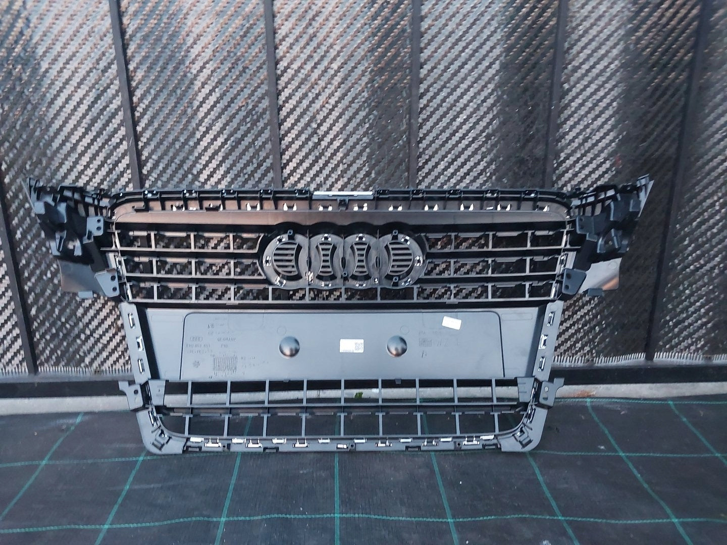 Kühlergrill Audi A4 B8 FRONTGRILL 8K08536510E Kühlergitter