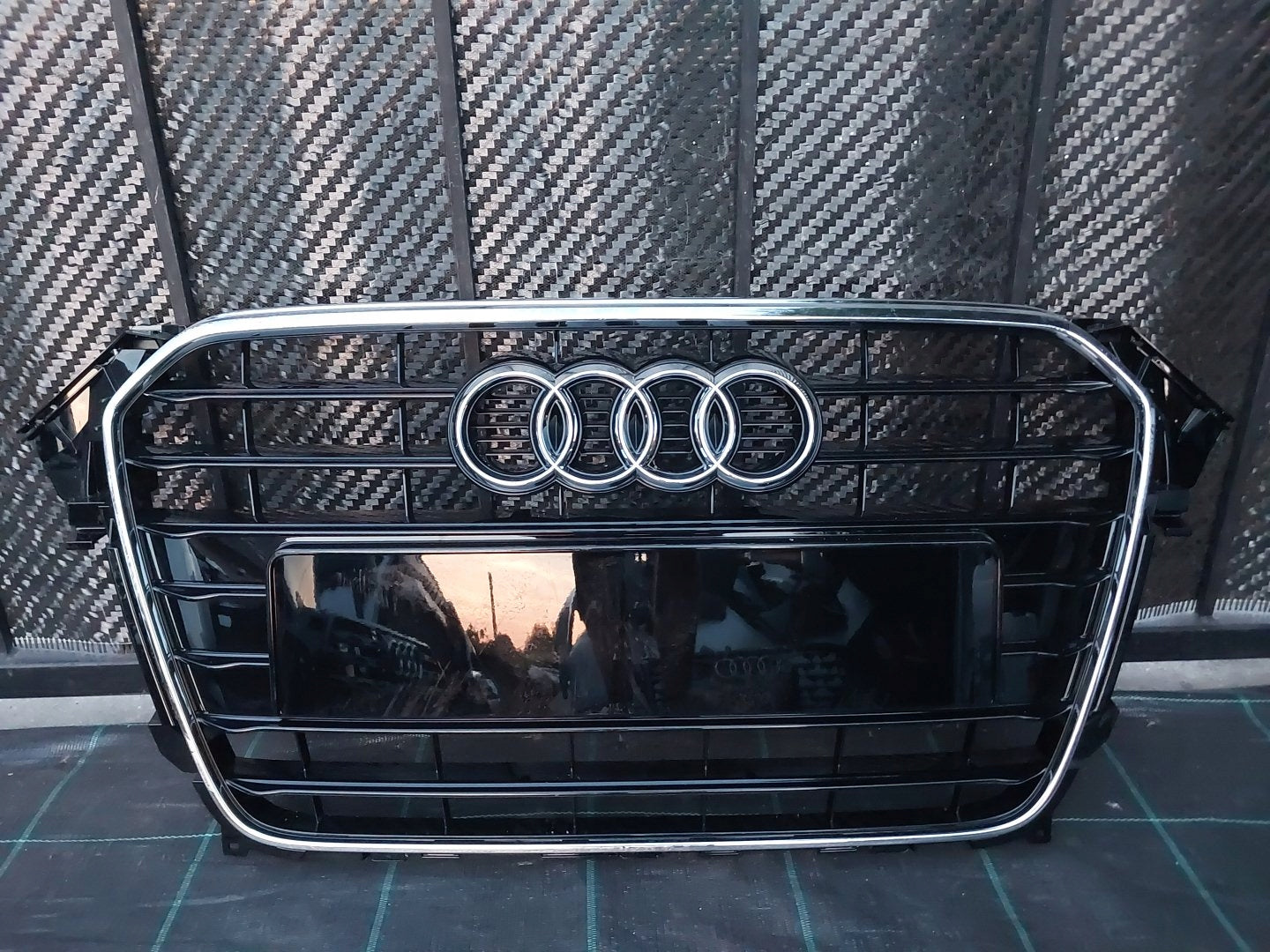 Kühlergrill Audi A4 B8 FRONTGRILL 8K0853651E0 Kühlergitter