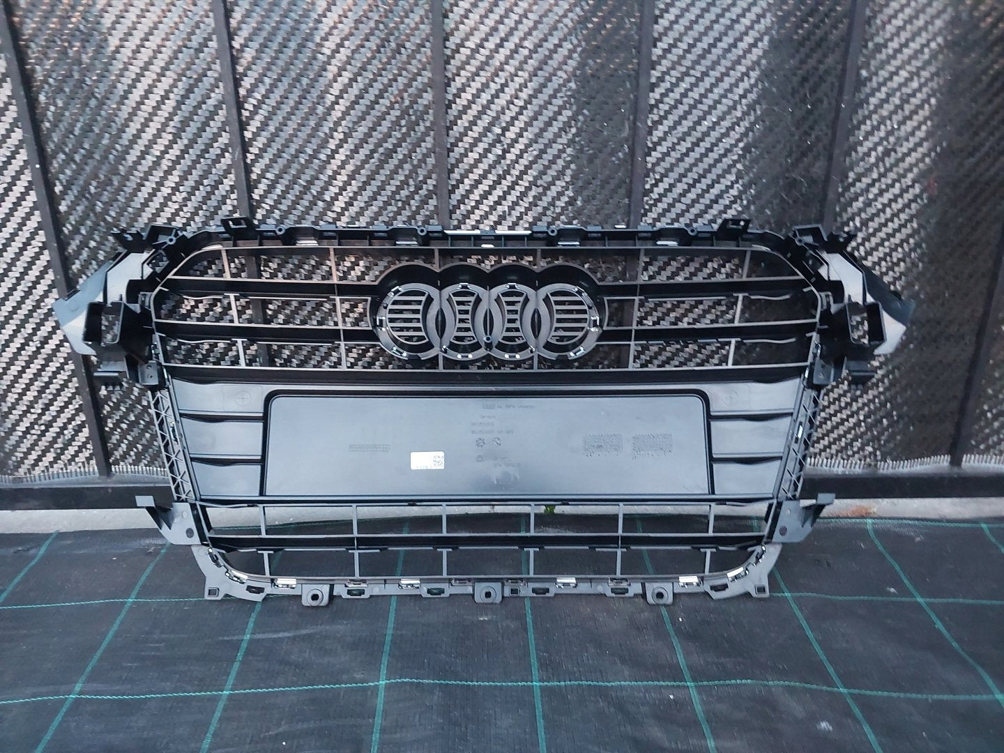 Kühlergrill Audi A4 B8 FRONTGRILL 8K0853651E0 Kühlergitter