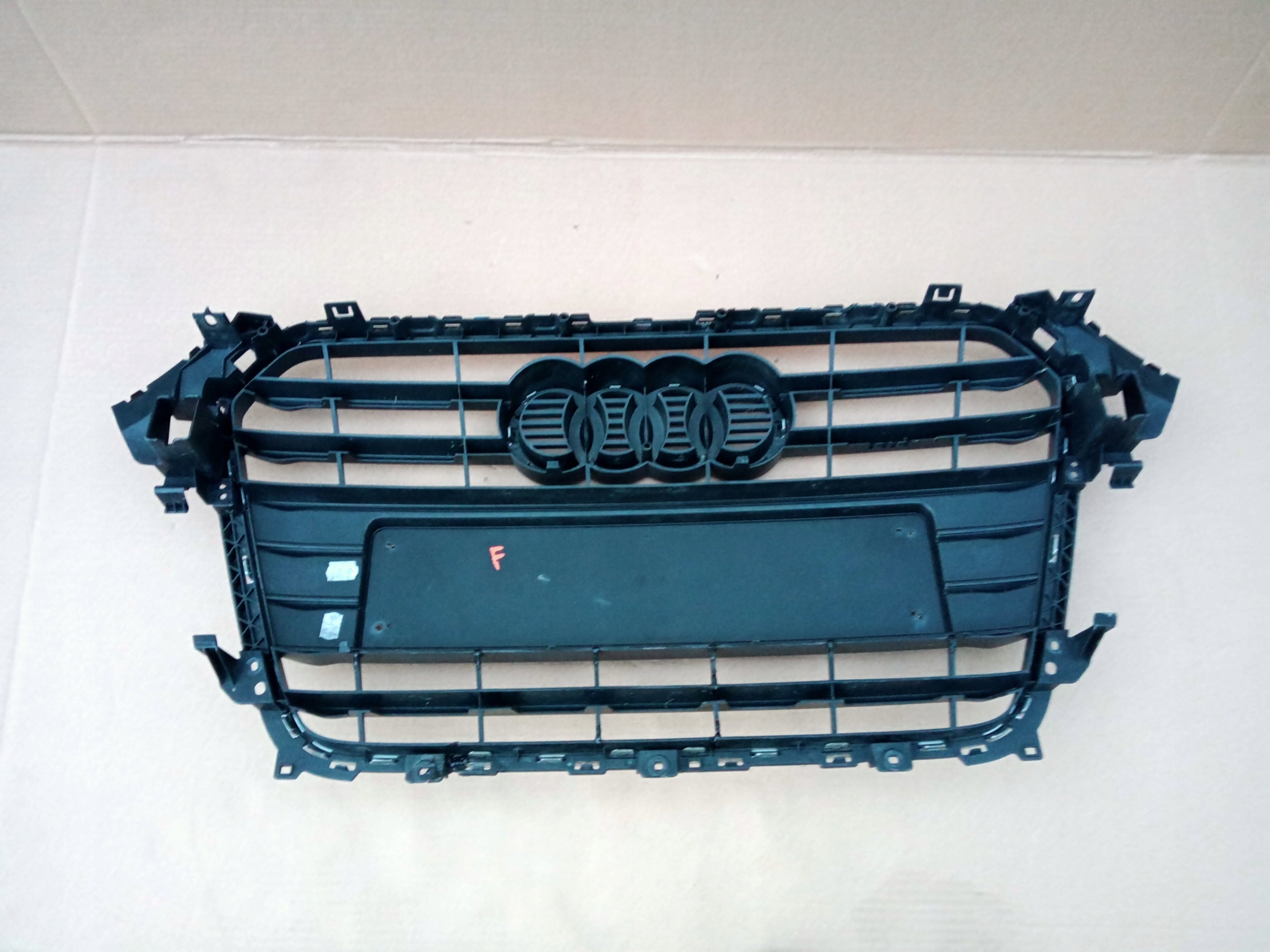 Kühlergrill Audi A4 B8 FRONTGRILL 8K0853651E8 Kühlergitter