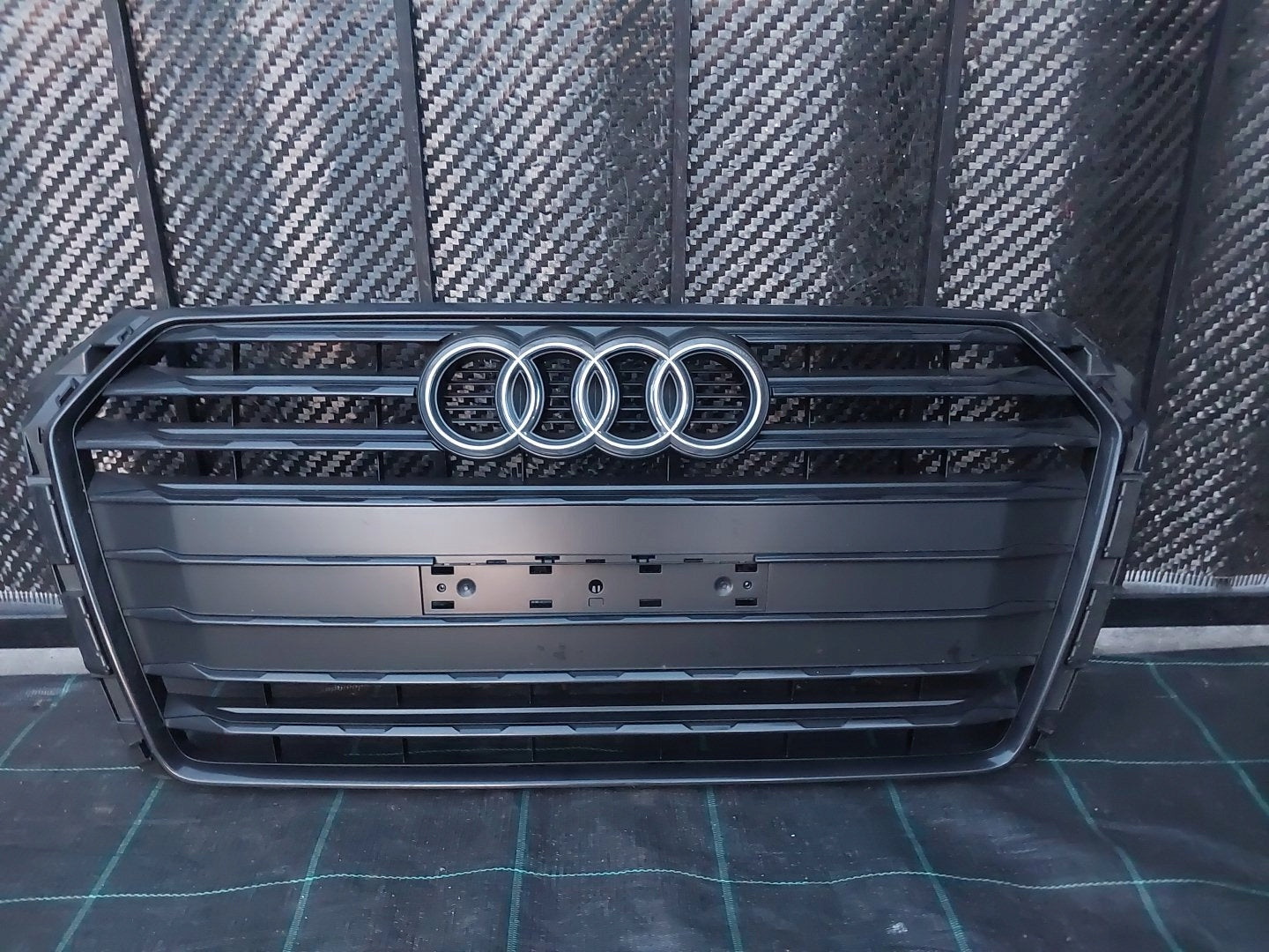 Kühlergrill Audi A4 B9 8W0 FRONTGRILL 8W0853651AB Kühlergitter