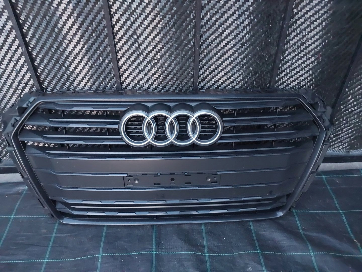 Kühlergrill Audi A4 B9 8W0 FRONTGRILL 8W0853651AB Kühlergitter