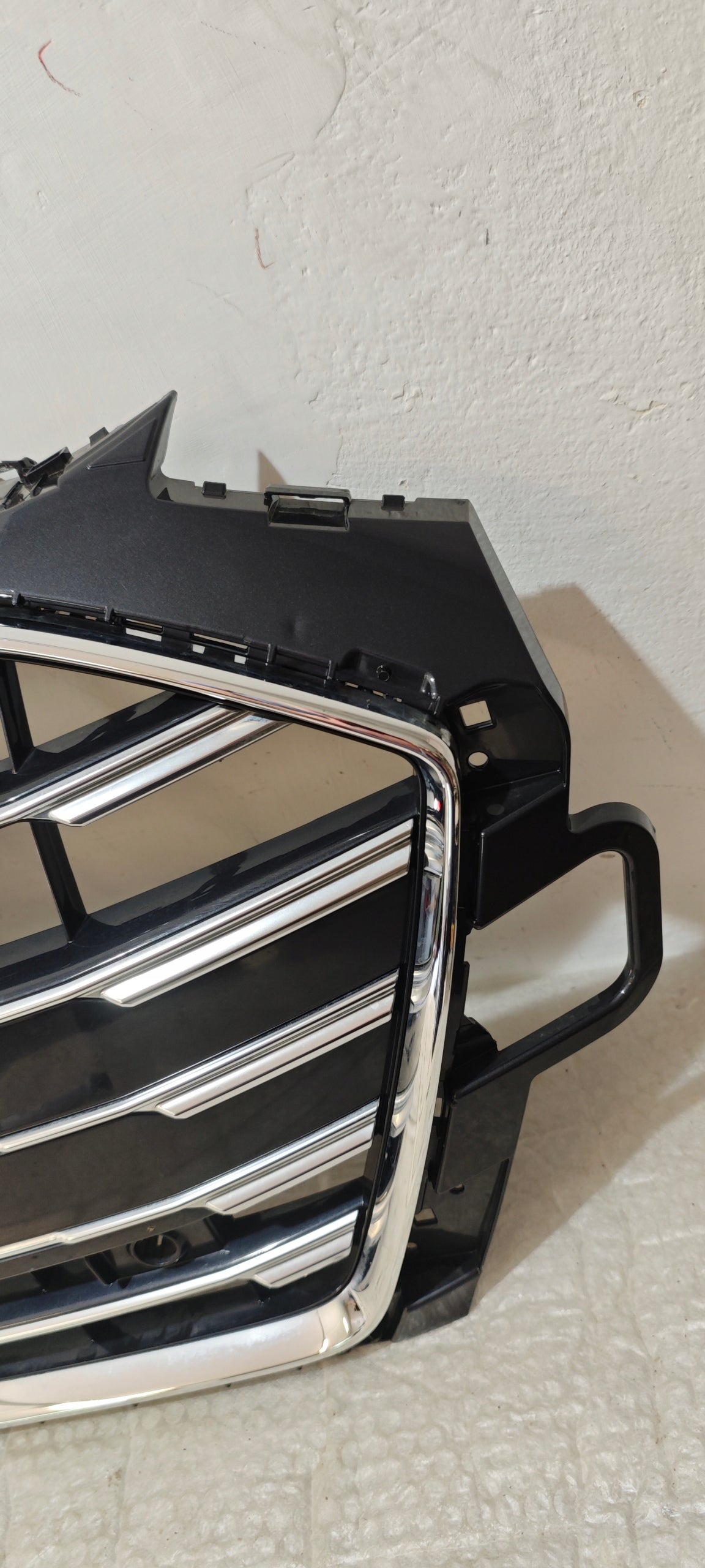 Kühlergrill Audi A4 B9 8W FRONTGRILL 8W0853651DF Kühlergitter