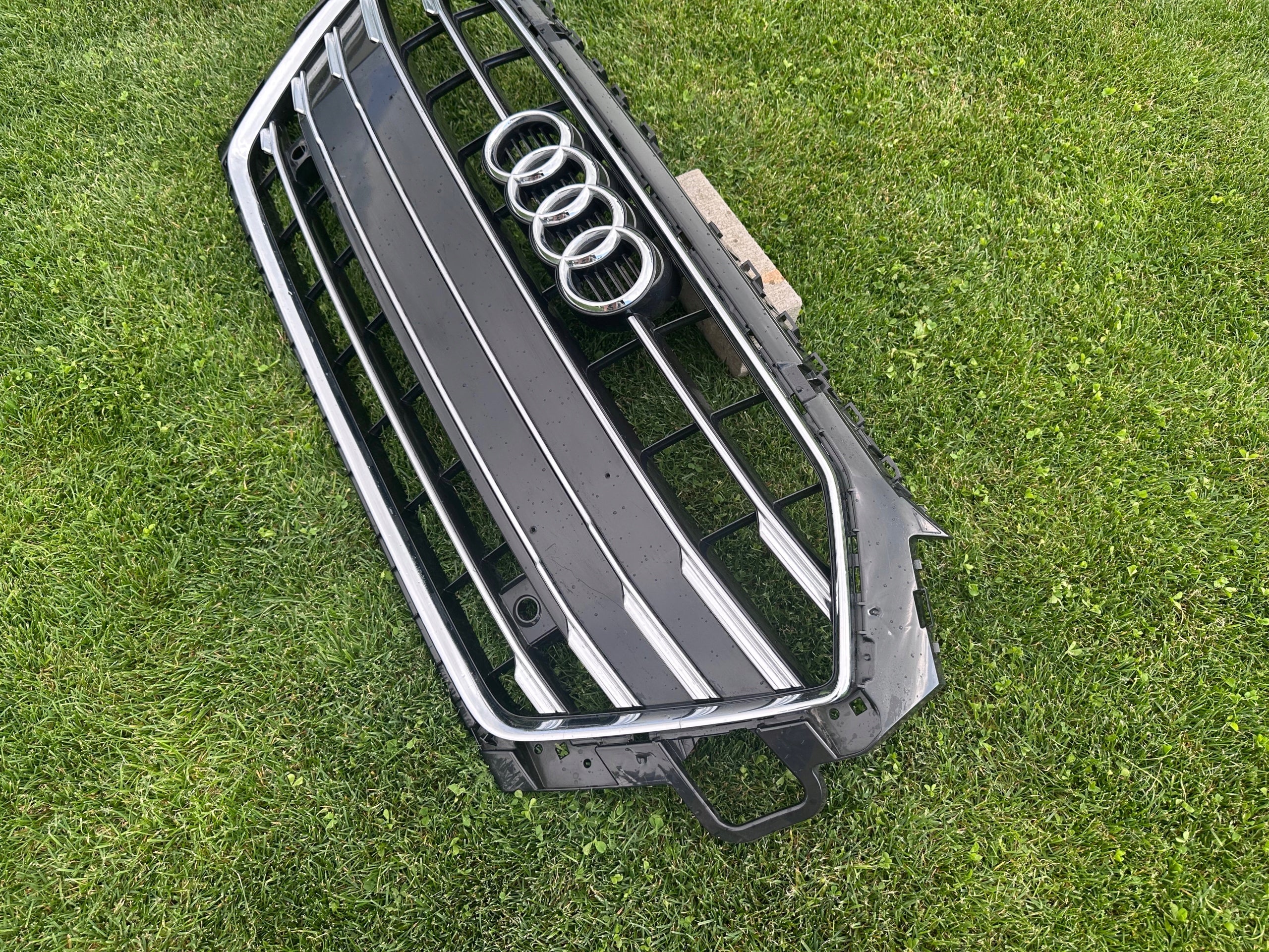 Kühlergrill Audi A4 B9 8W FRONTGRILL 8W0853651DF Kühlergitter