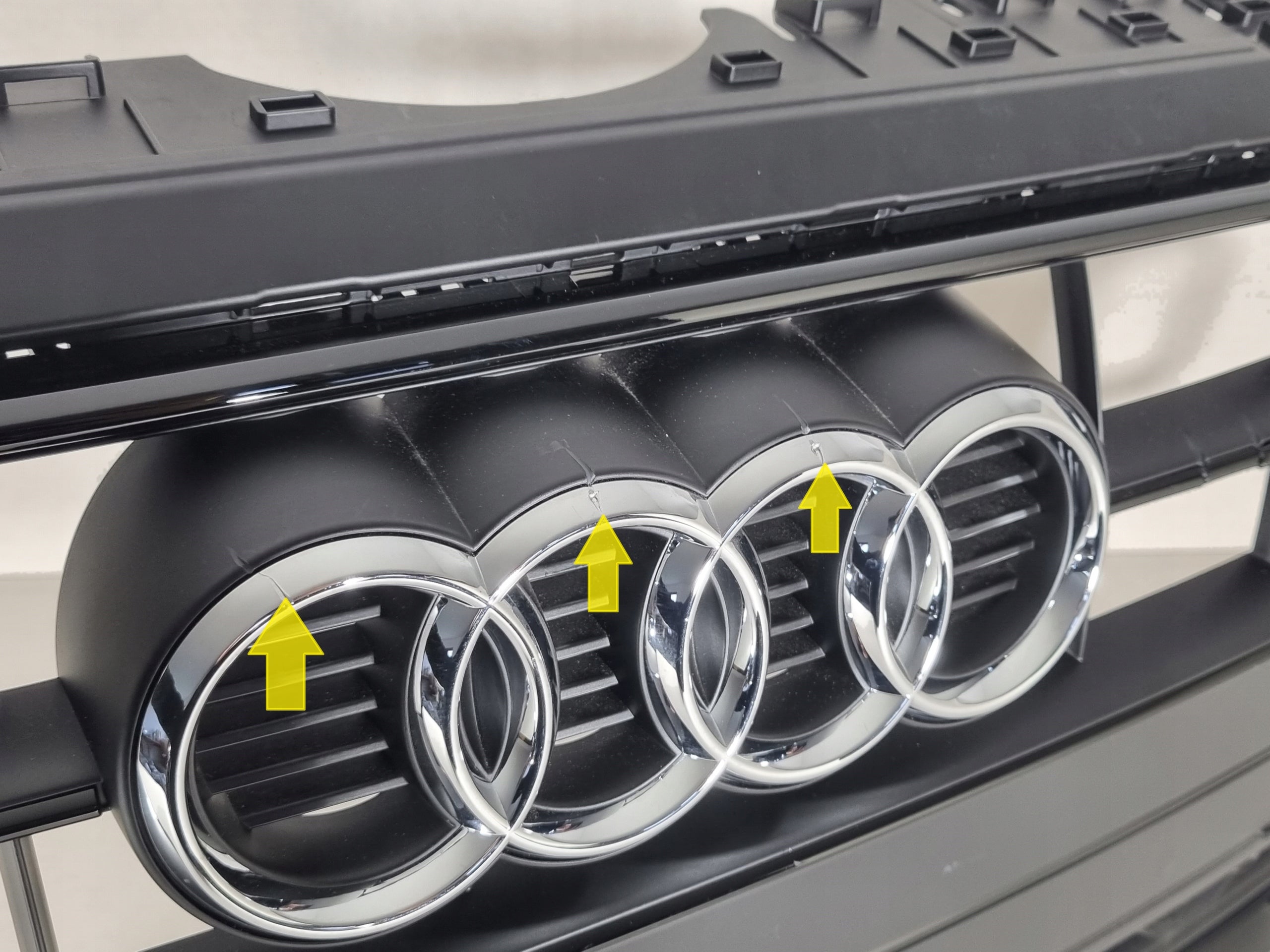 Kühlergrill Audi A4 FRONTGRILL 8W0853651DF Kühlergitter