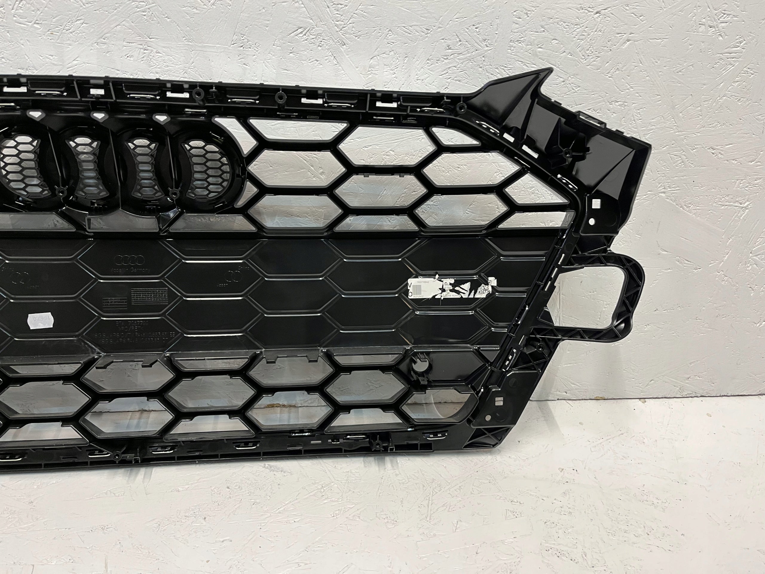 Kühlergrill Audi A4 B9 FRONTGRILL 8W0853651EB Kühlergitter