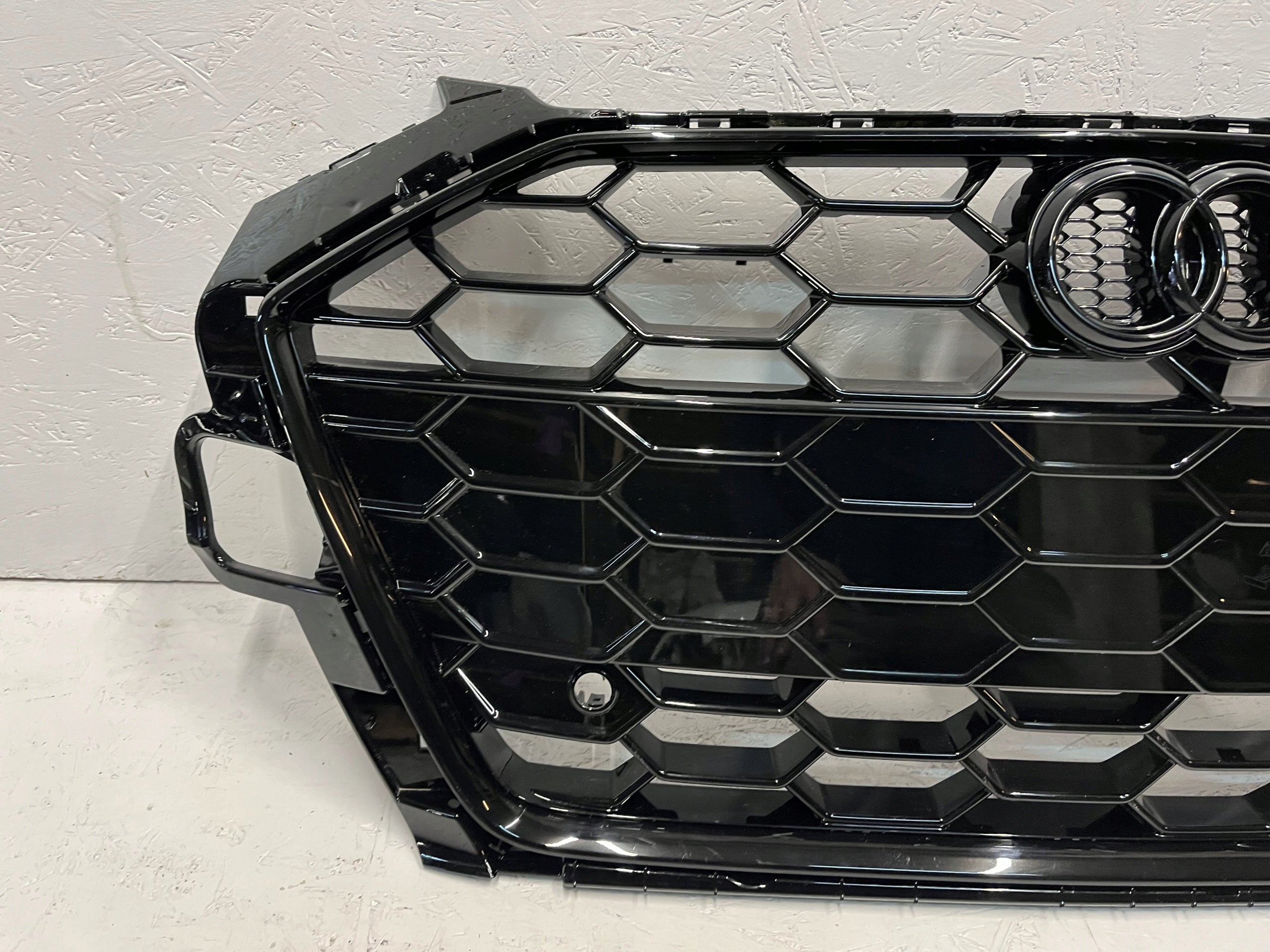 Kühlergrill Audi A4 B9 FRONTGRILL 8W0853651EB Kühlergitter