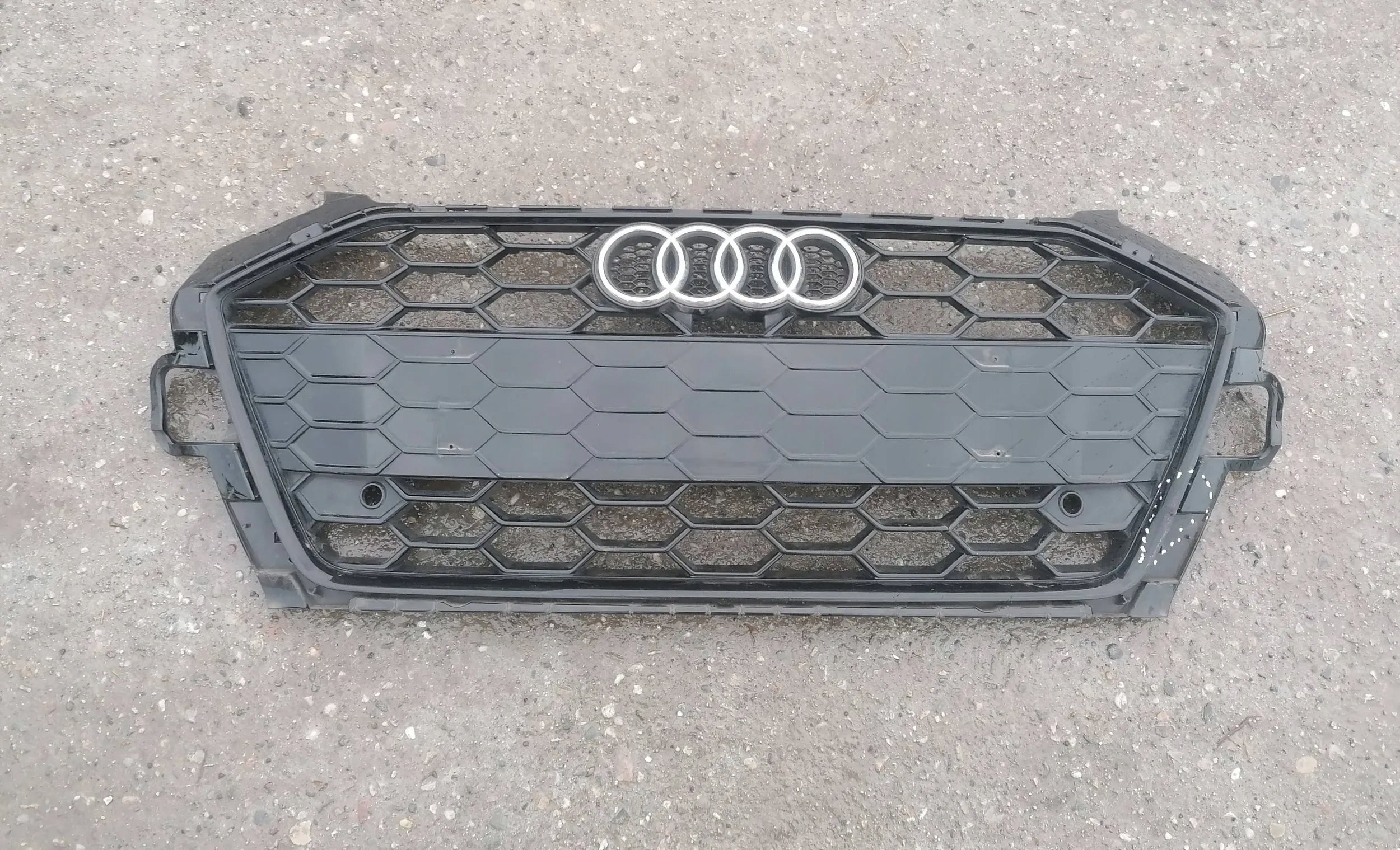 Kühlergrill Audi A4 B9 FRONTGRILL 8W0853651EB Kühlergitter