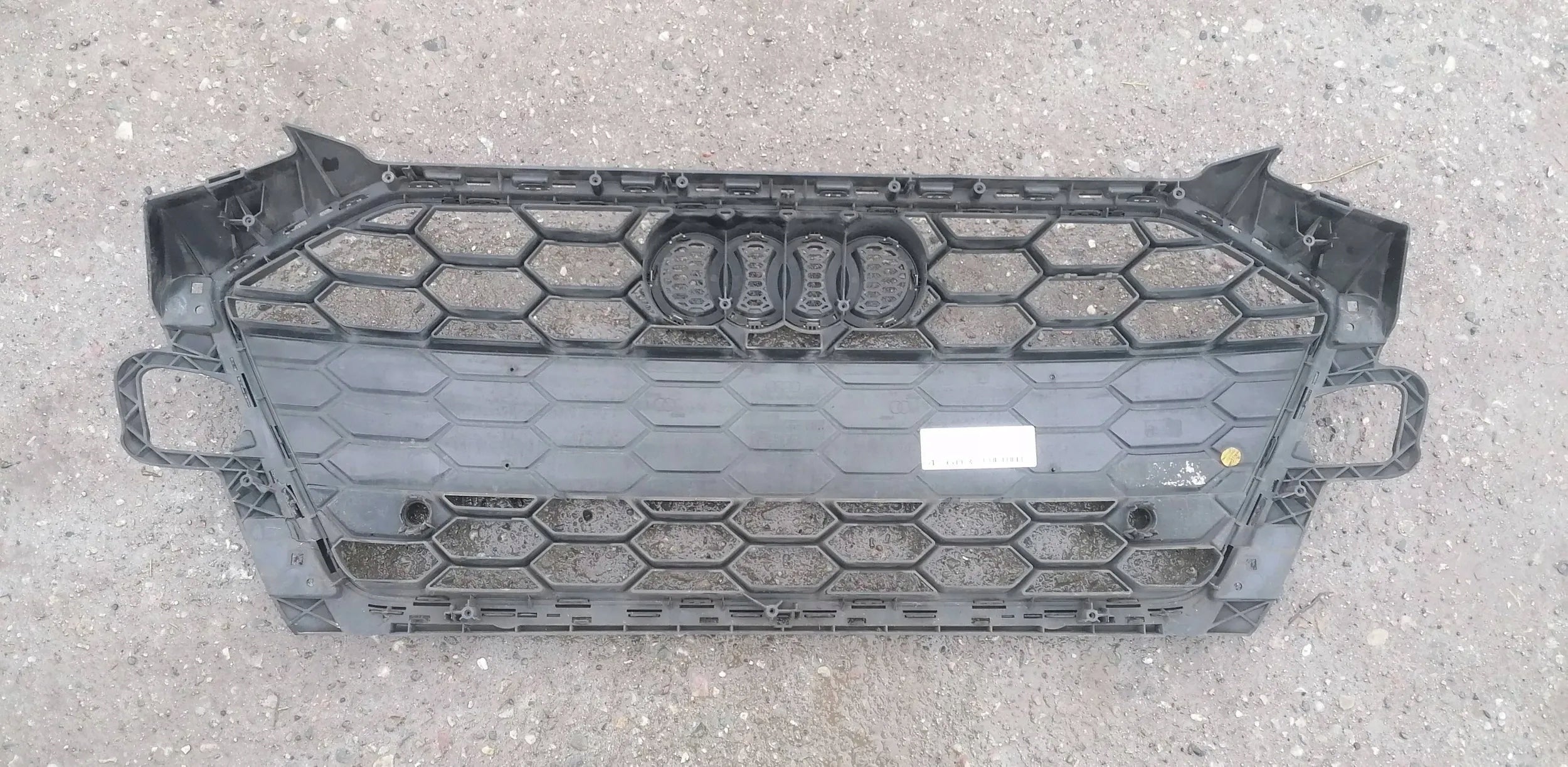 Kühlergrill Audi A4 B9 FRONTGRILL 8W0853651EB Kühlergitter