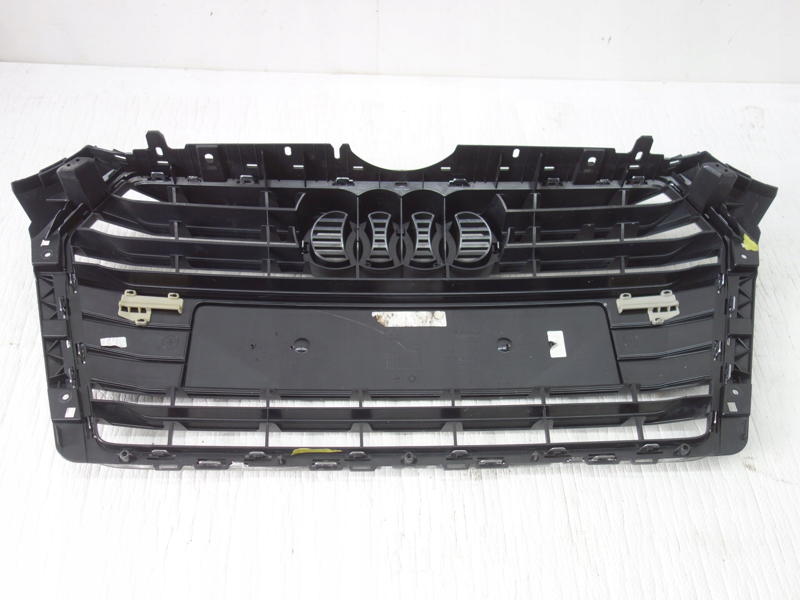 Kühlergrill Audi A4 B9 FRONTGRILL 8W0853651 Kühlergitter