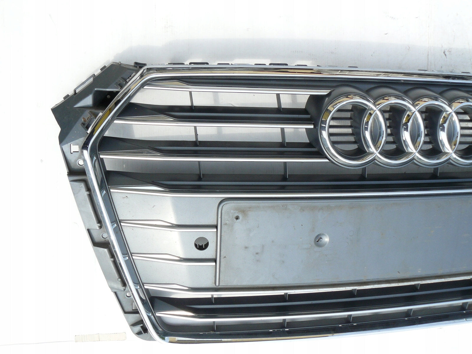 Kühlergrill Audi A4 B9 FRONTGRILL 8W0853651AB Kühlergitter