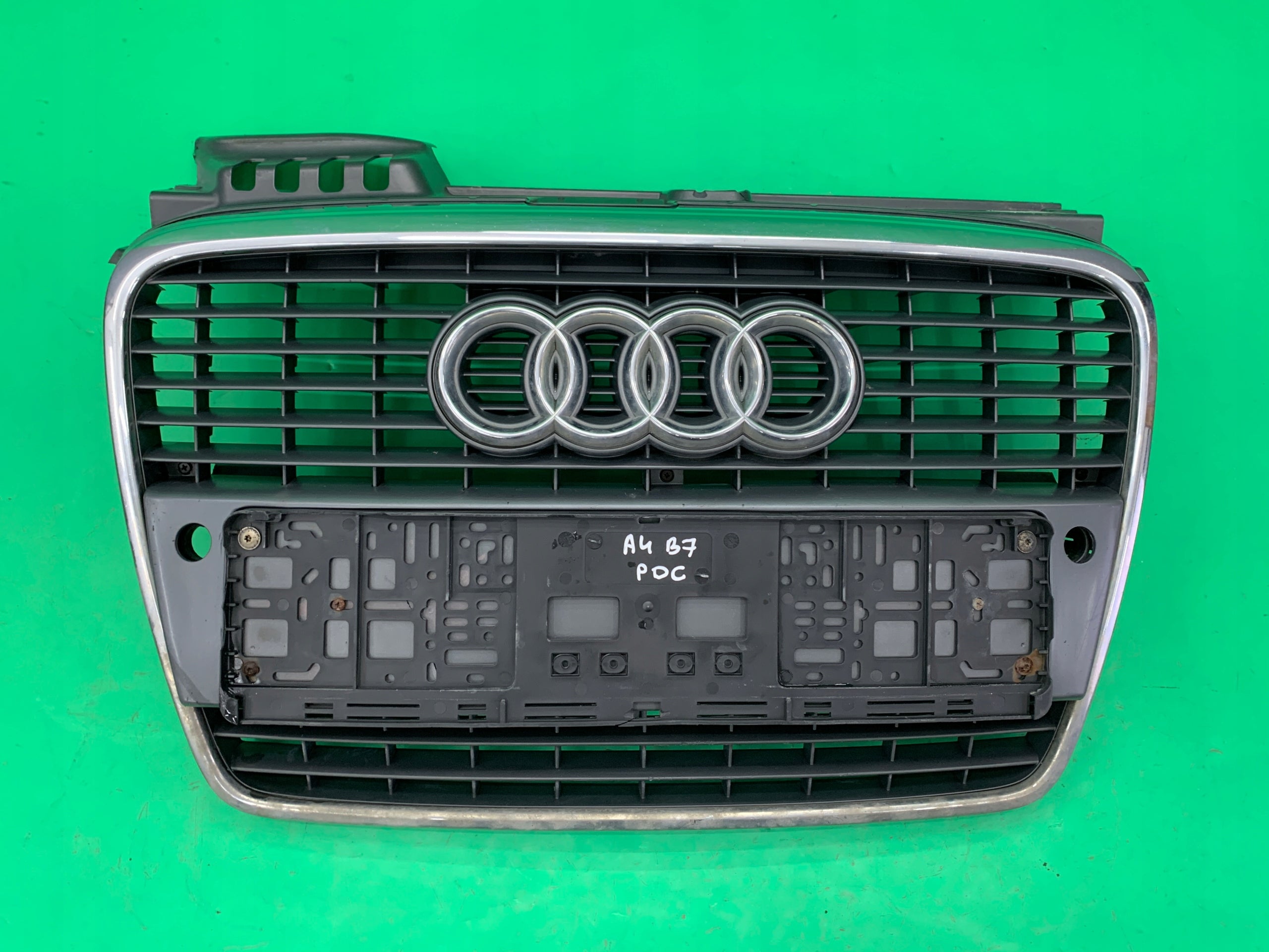 Kühlergrill Audi A4 B7 AM FRONTGRILL Kühlergitter