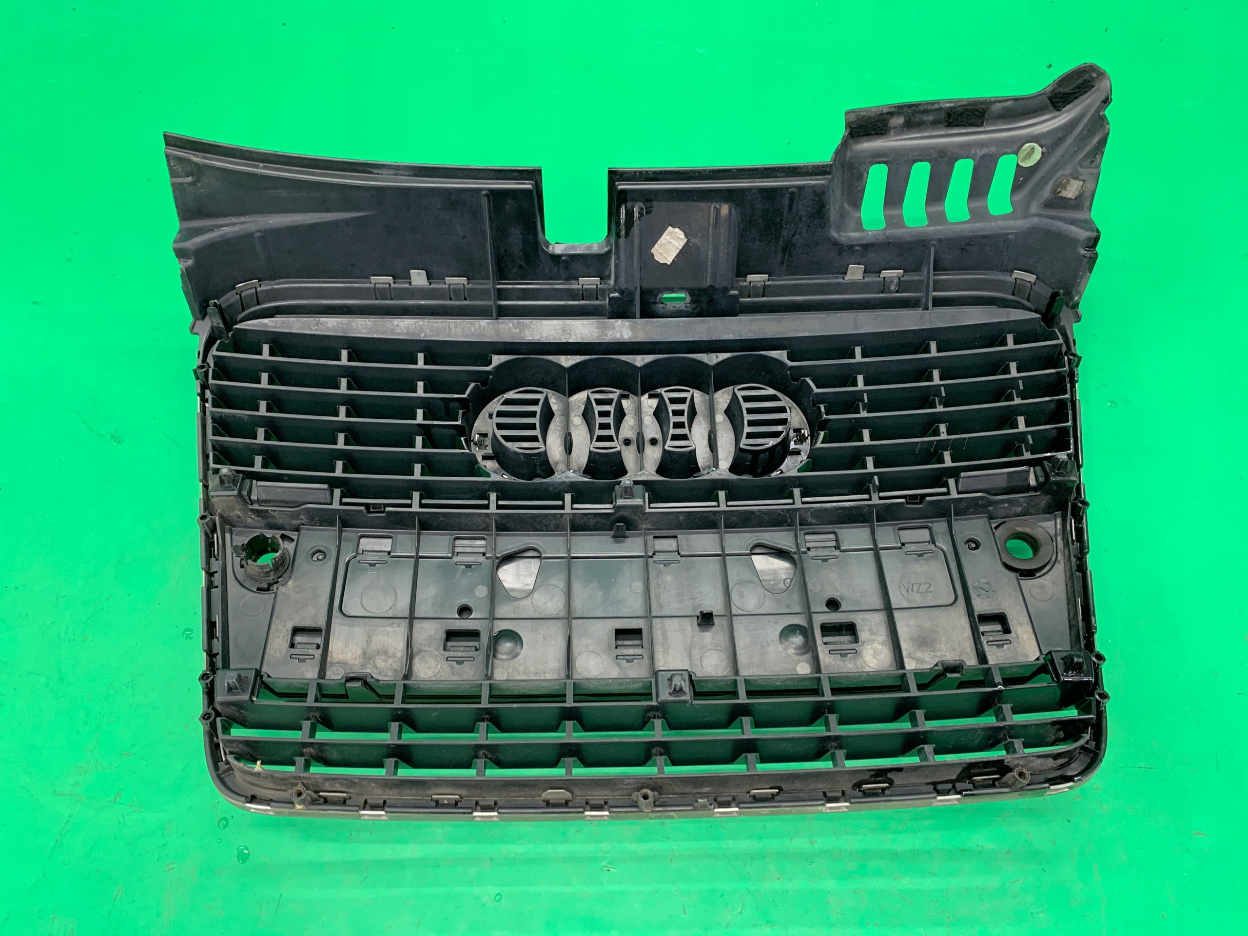 Kühlergrill Audi A4 B7 AM FRONTGRILL Kühlergitter