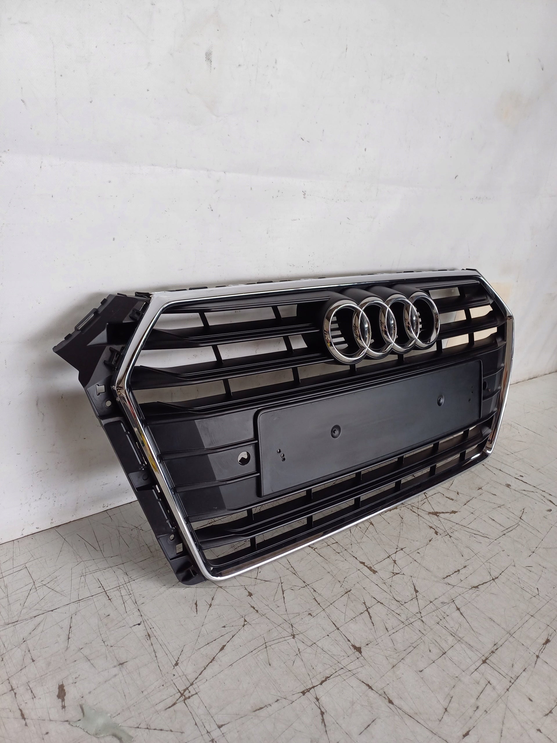 Kühlergrill Audi A4 B9 8W0 FRONTGRILL 8W0853651DF Kühlergitter